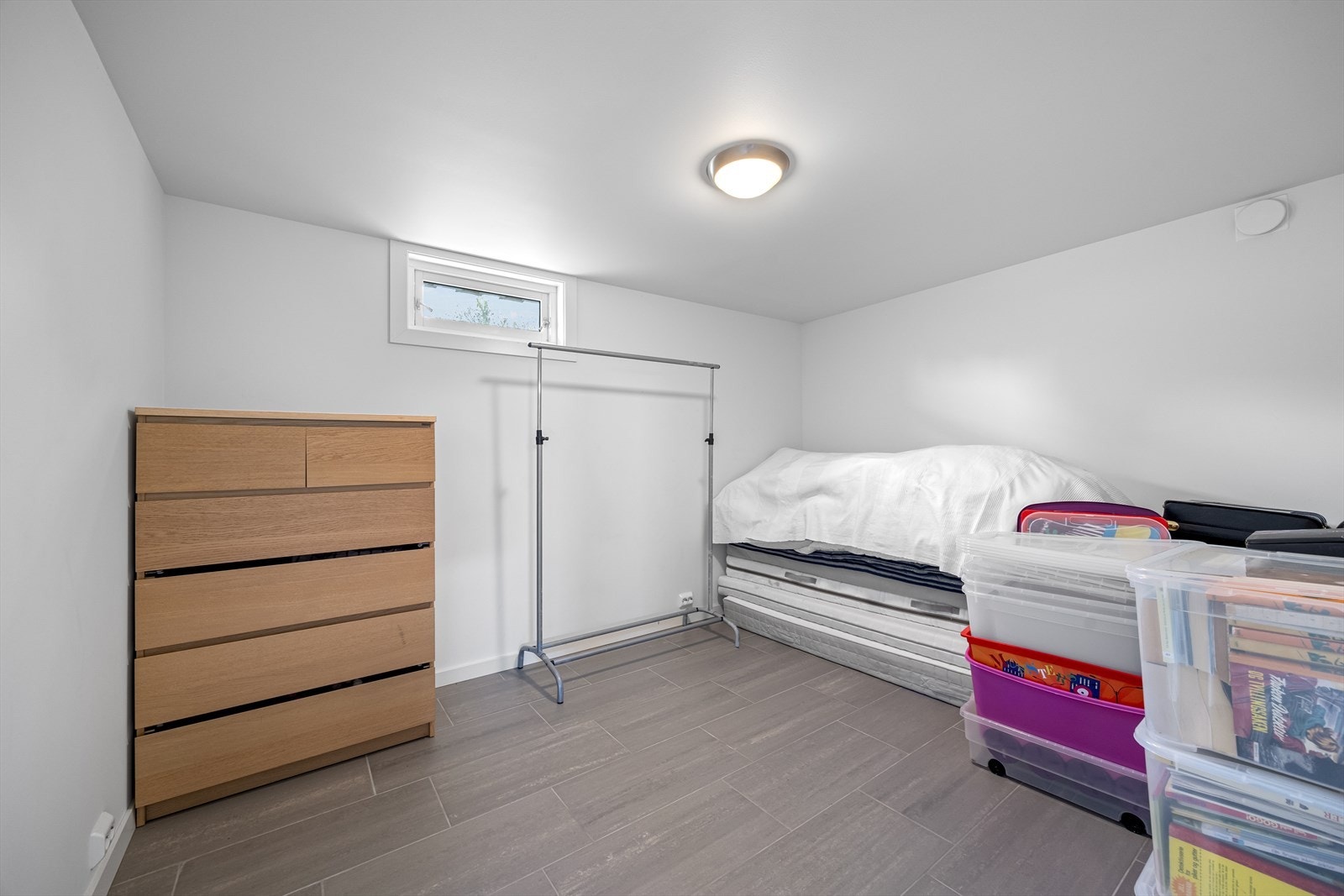 Underetasjen har 2 innredede kjellerrom / boder. Galleribilde