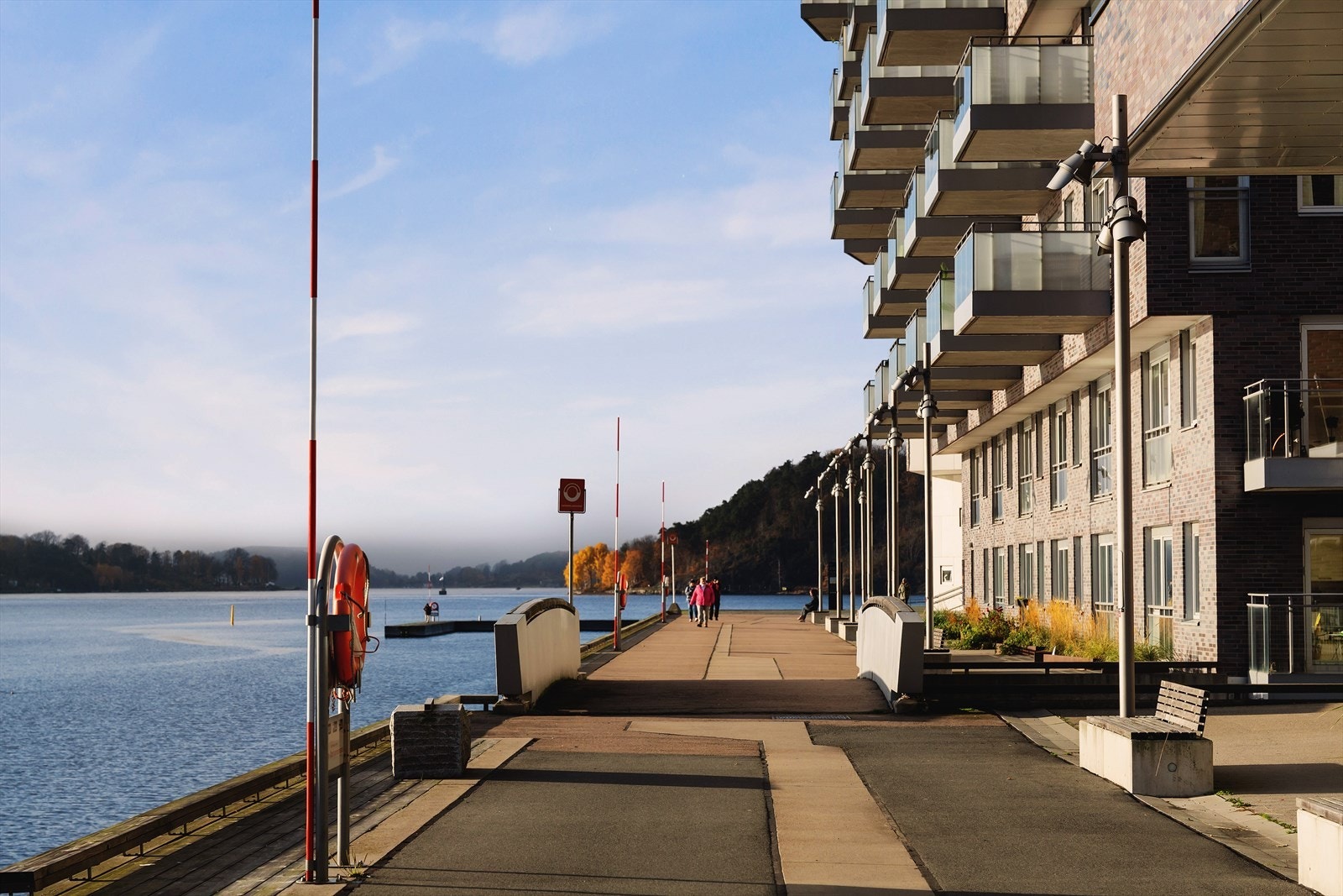 Vann på tre kanter ligger Sørenga fantastisk til med utsikt mot både fjorden, Barcode og Ekeberg Galleribilde