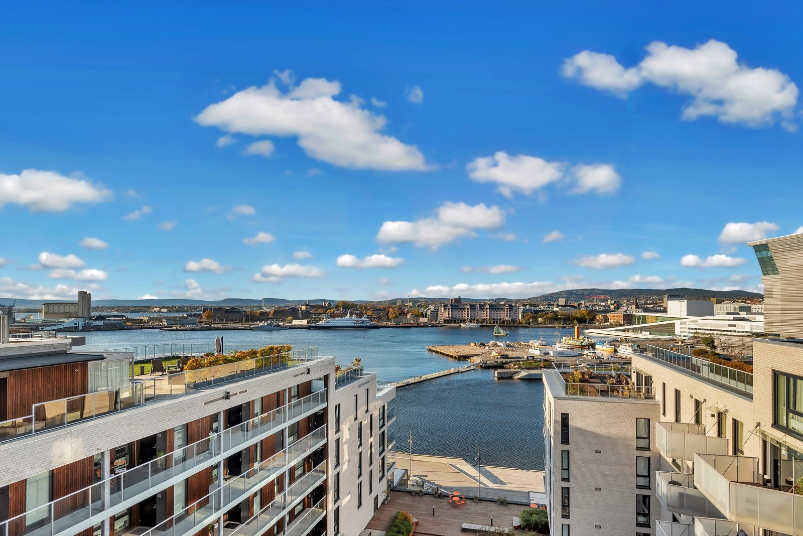 Utsikt fra felles takterrasse Galleribilde