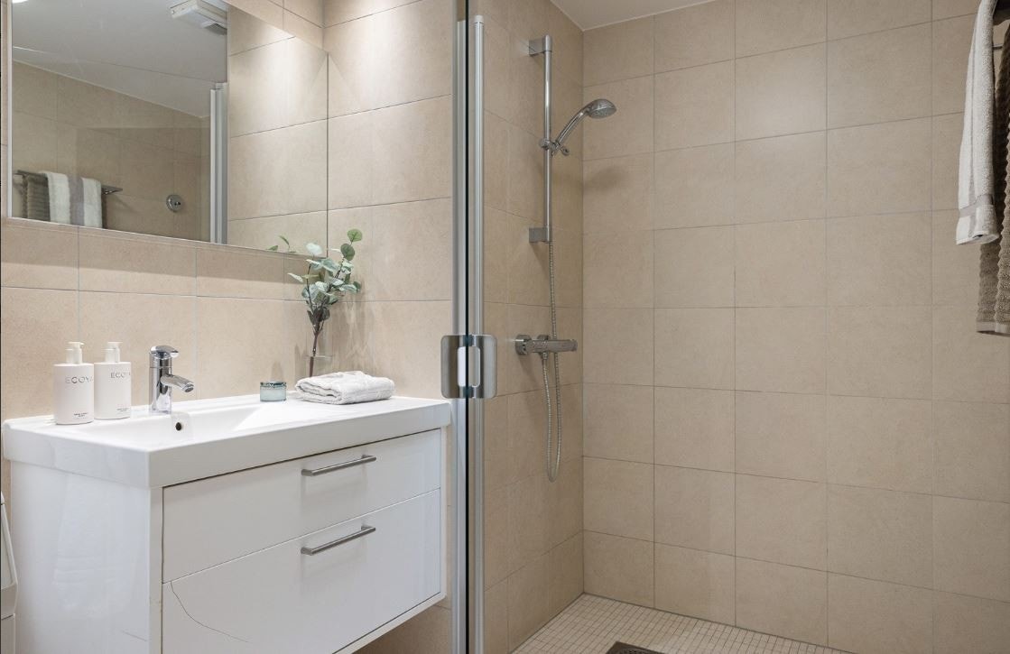 Pent bad med varme i gulv. Galleribilde