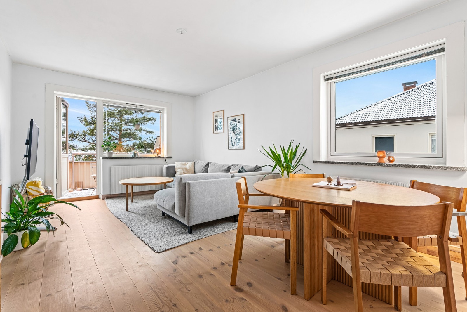 En nydelig 3-roms hjørneleilighet beliggende i et attraktivt område på Oppsal. Galleribilde