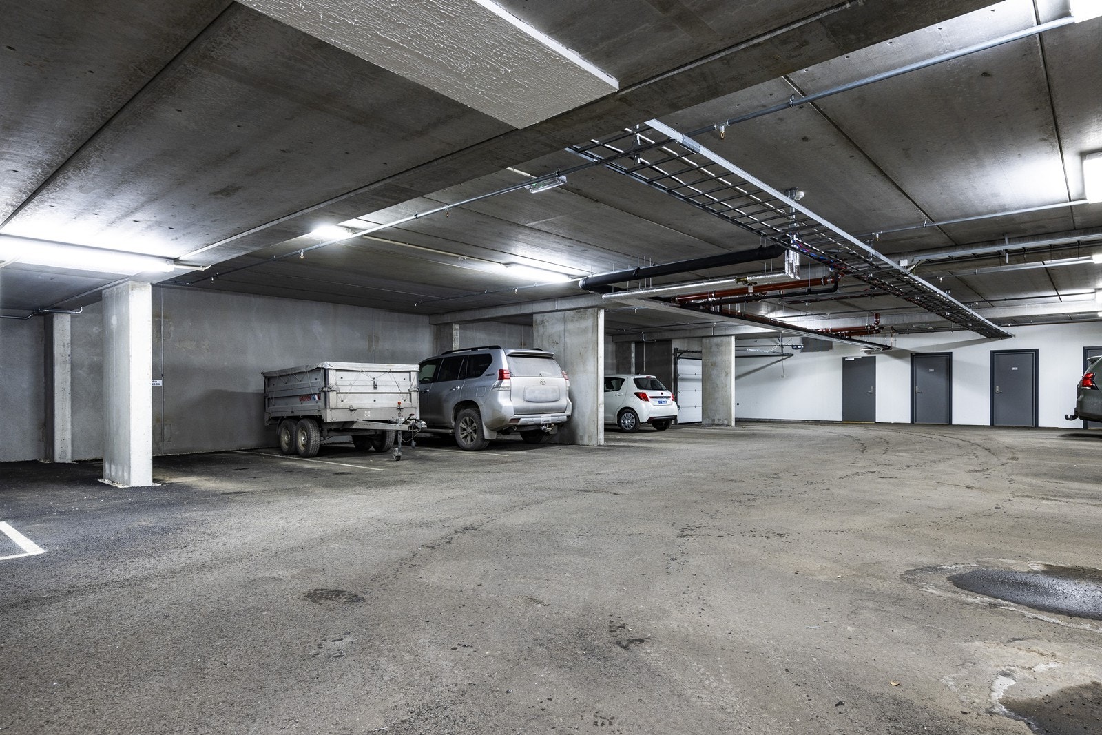 Denne boligen har 1 fast parkeringsplass i felles garasjekjeller. Galleribilde