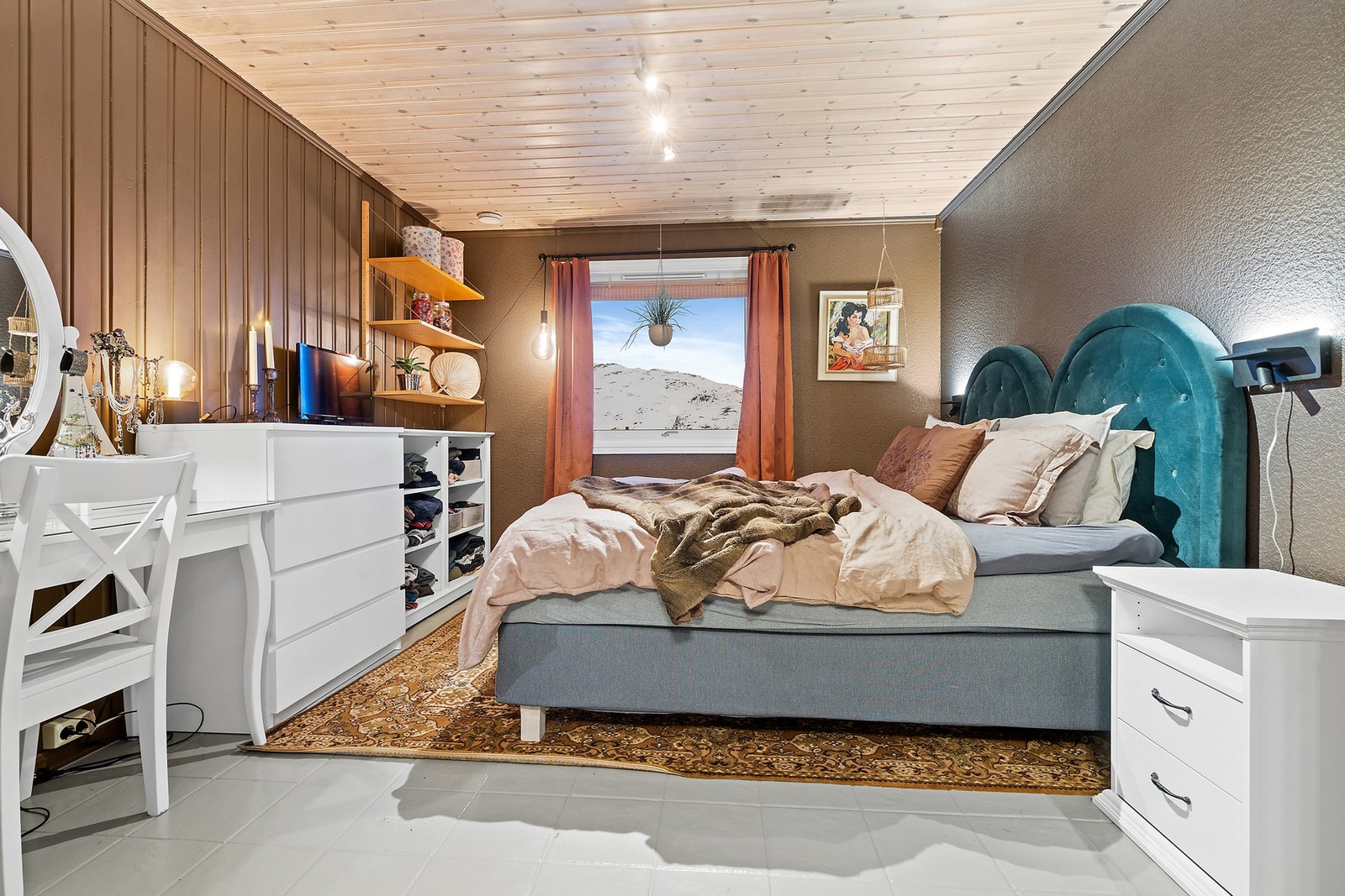 Soverom 1 av 2 i 1 etg Galleribilde