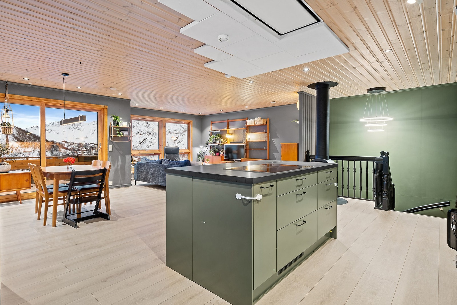 Stue/kjøkken Galleribilde