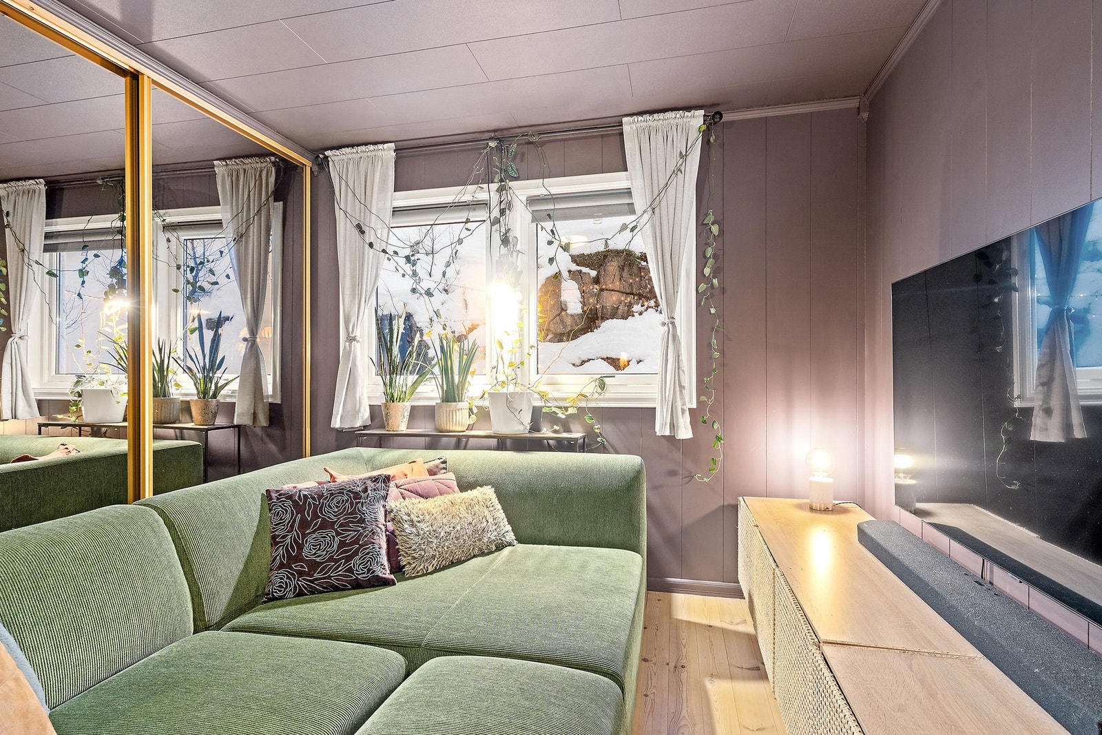 Soverom 3/tv-stue Galleribilde