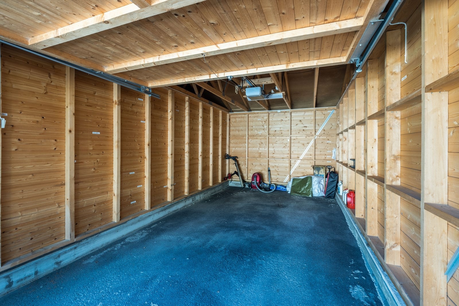 Garasjeplassen er på ca. 15 m2. Galleribilde