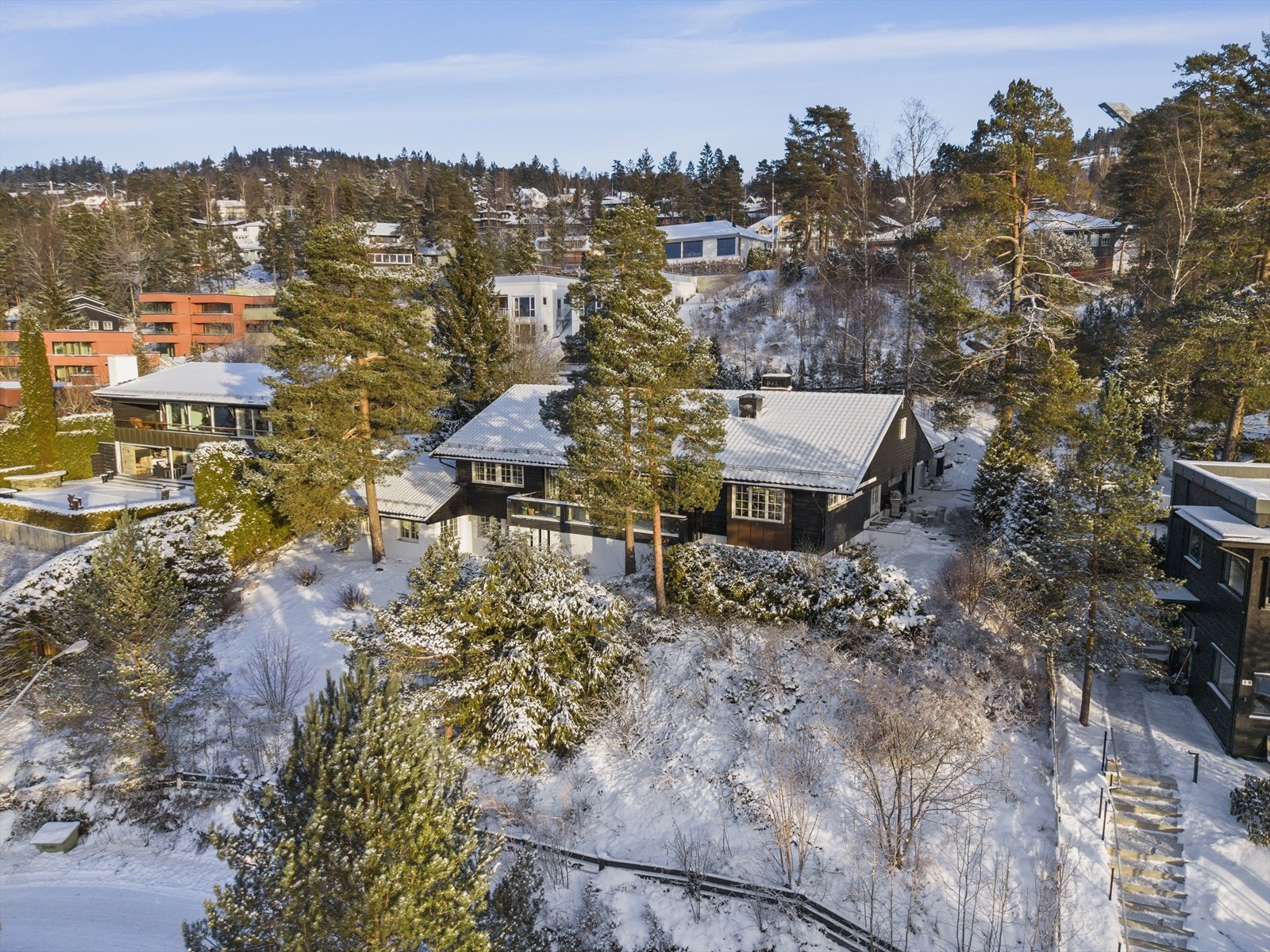 Høyt, fritt og rolig med svært gode solforhold Galleribilde