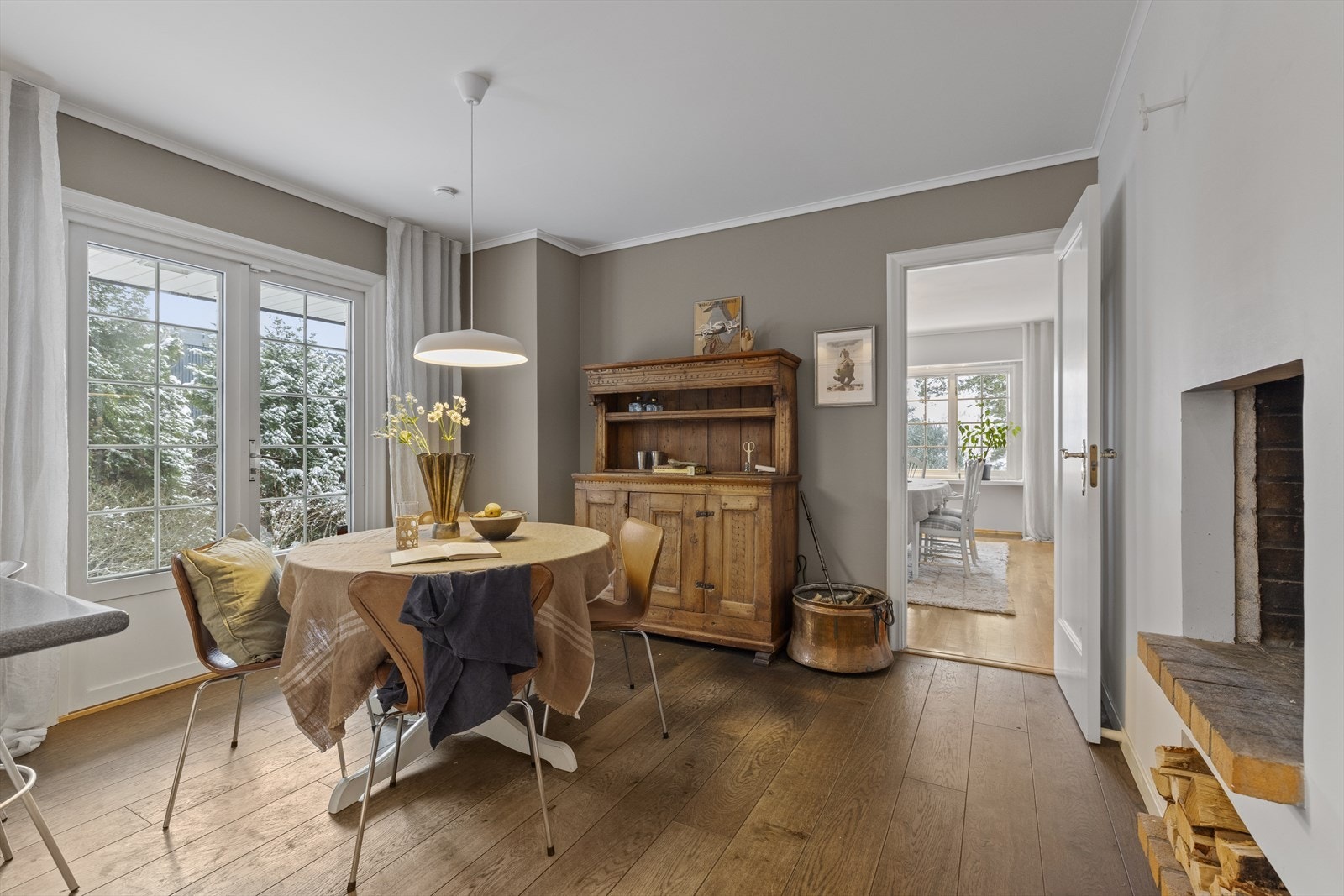 Direkte utgang til stor altan Galleribilde