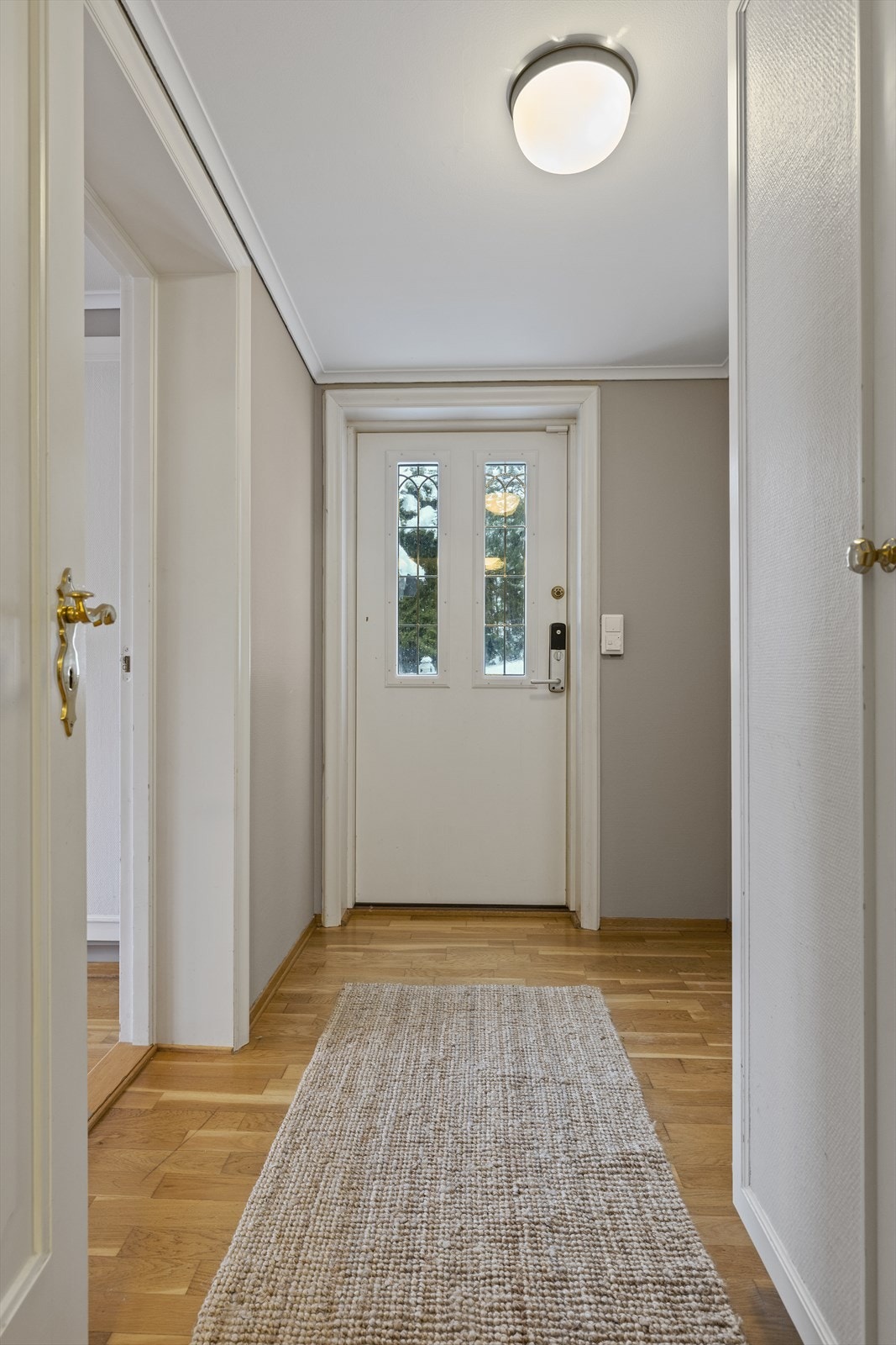 Hall/entré i underetasjen Galleribilde