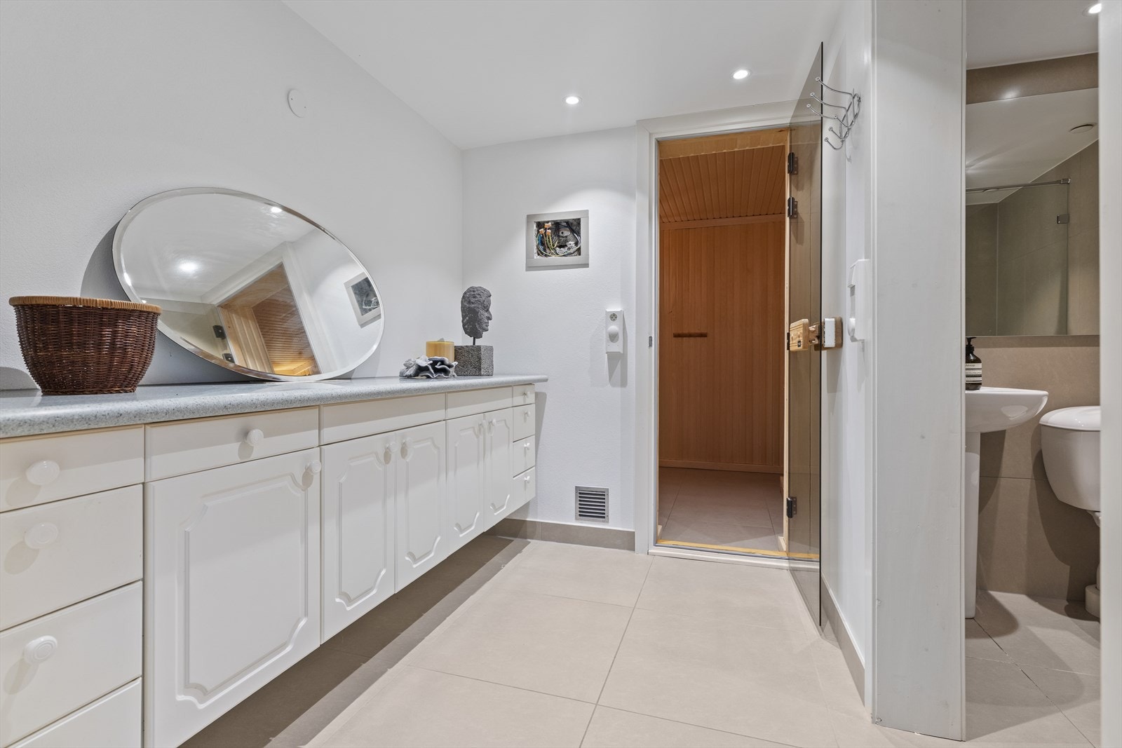 Bad/wc, omkledningsrom og badstue Galleribilde