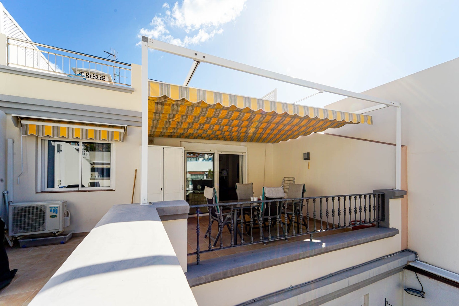 Terrasse foran lejligheten Galleribilde