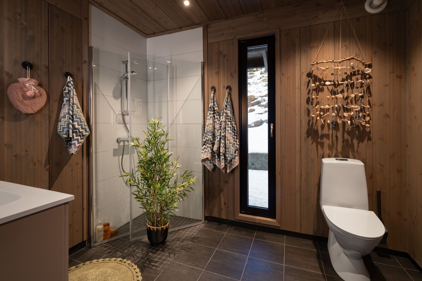 Gjestebad. Galleribilde