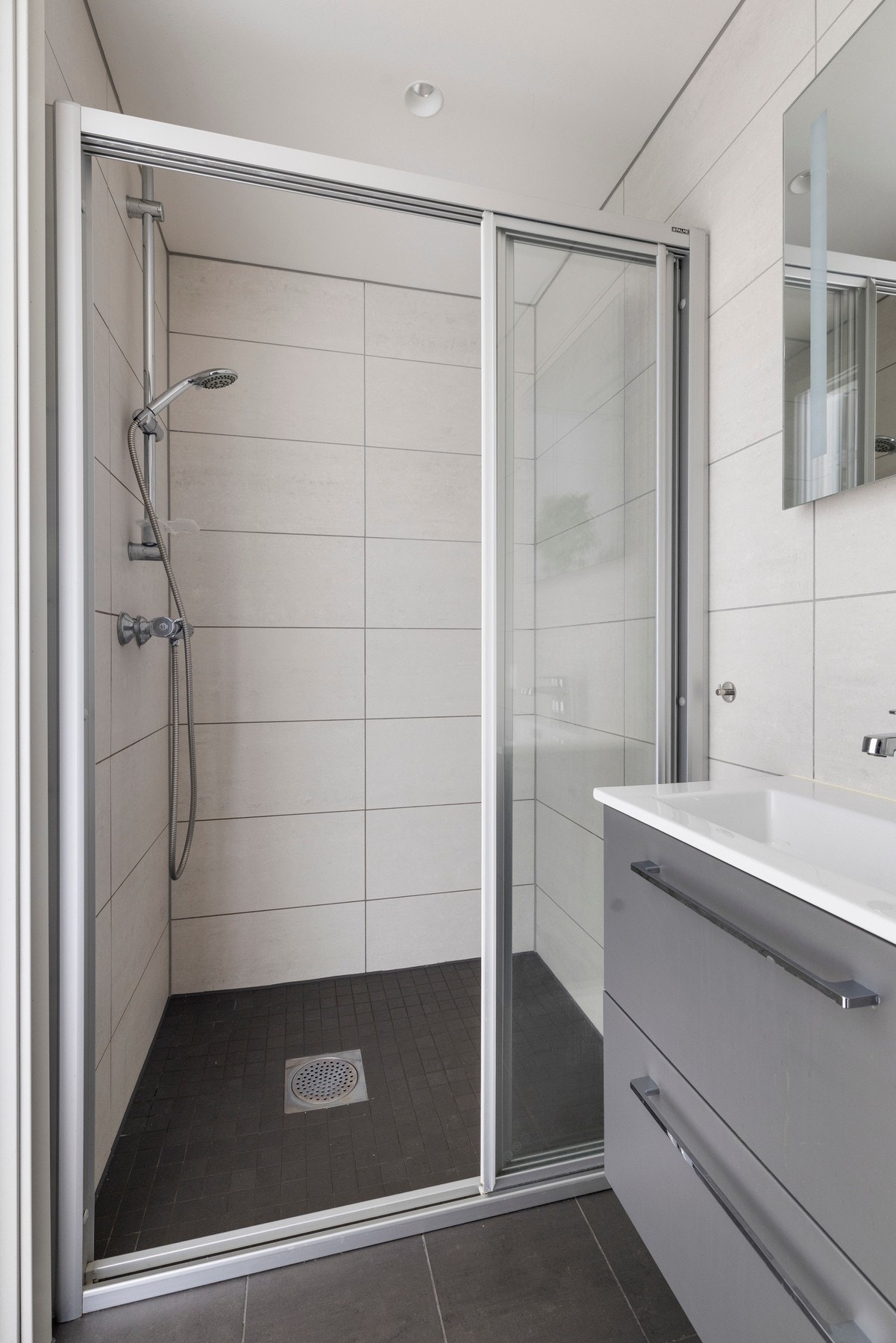 Dusjhjørne og balansert ventilasjon Galleribilde