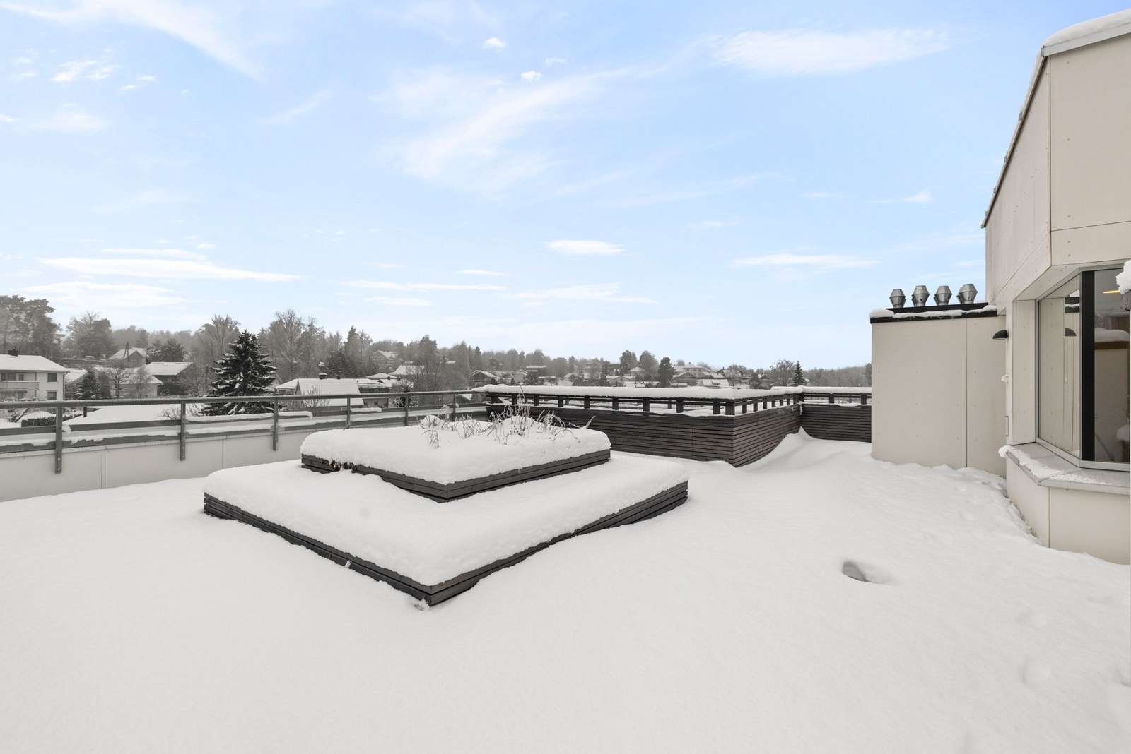 Hyggelig felles takterrasse Galleribilde