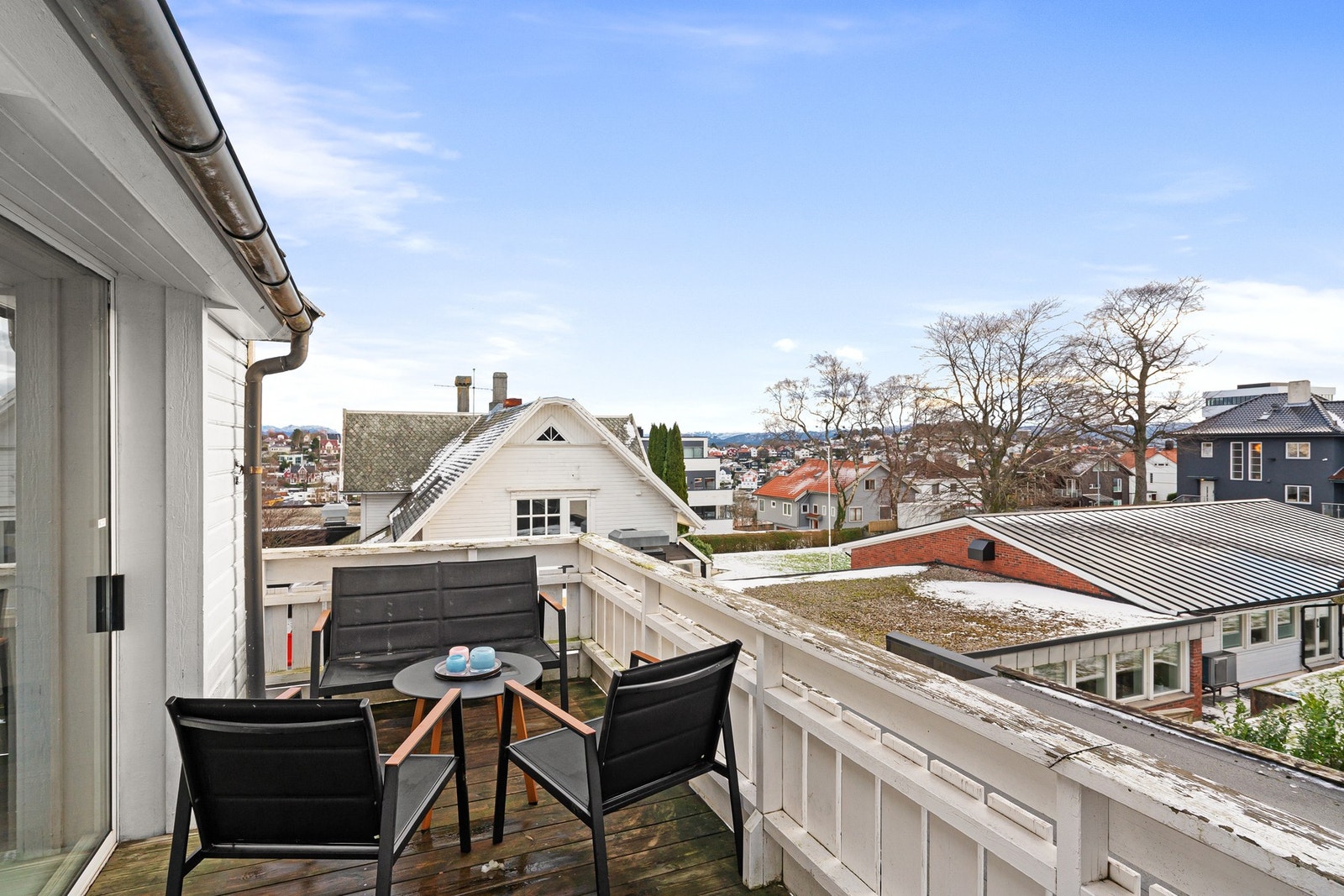 Balkongen er 9 kvm. Galleribilde