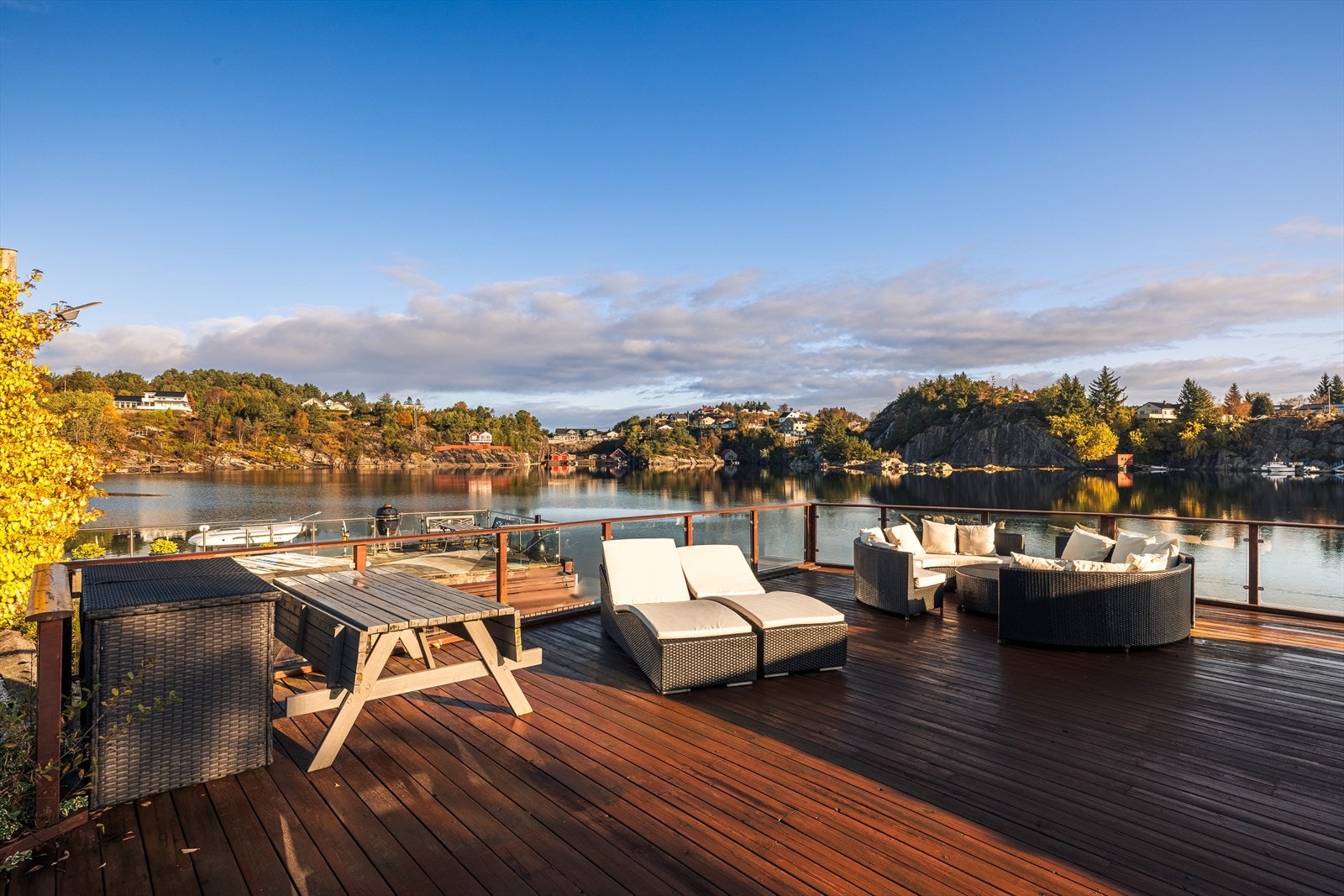 Sjøen blir en naturlig del av hverdagen, året rundt Galleribilde