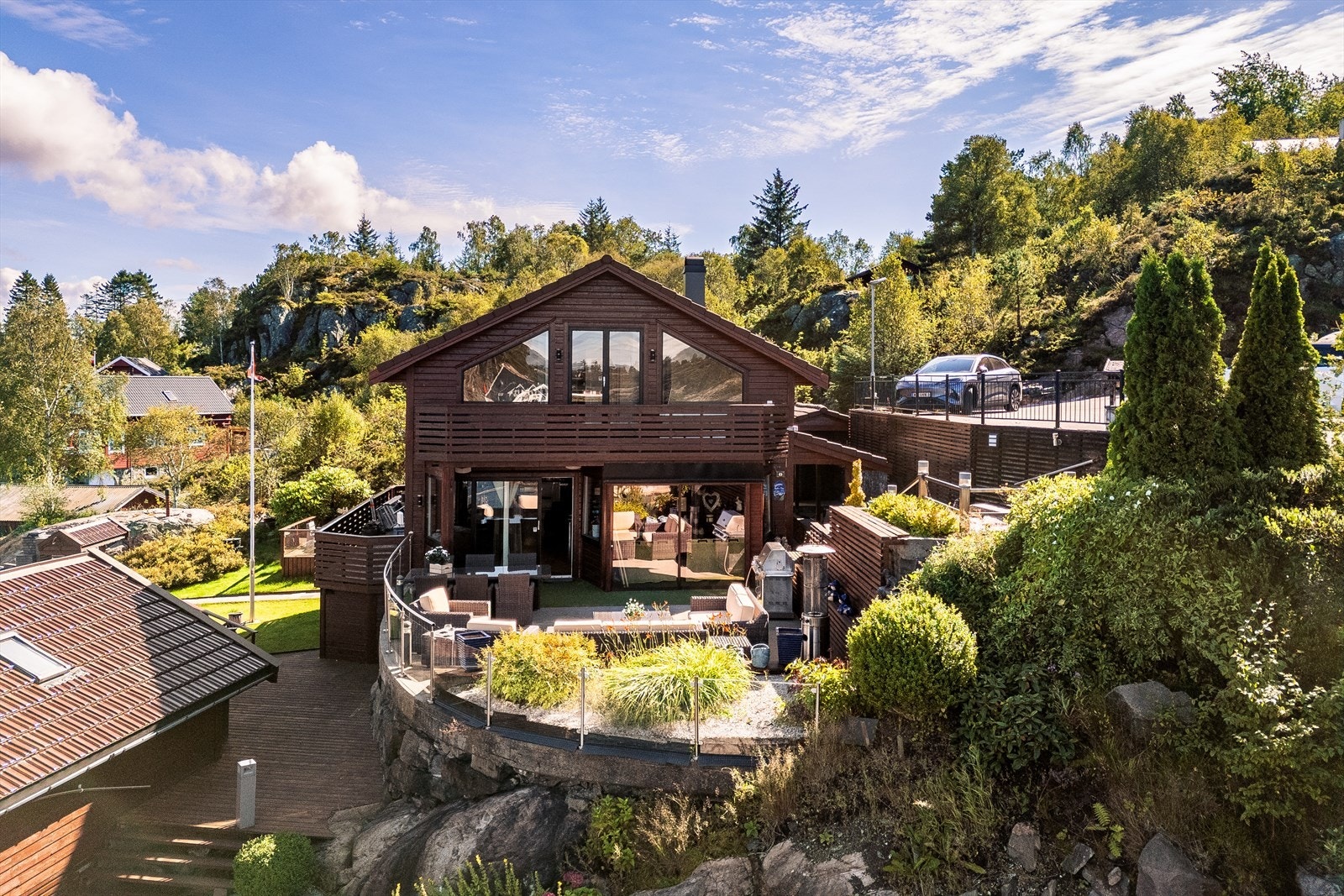 Flere flotte uteområder - flytt deg etter solen! Galleribilde