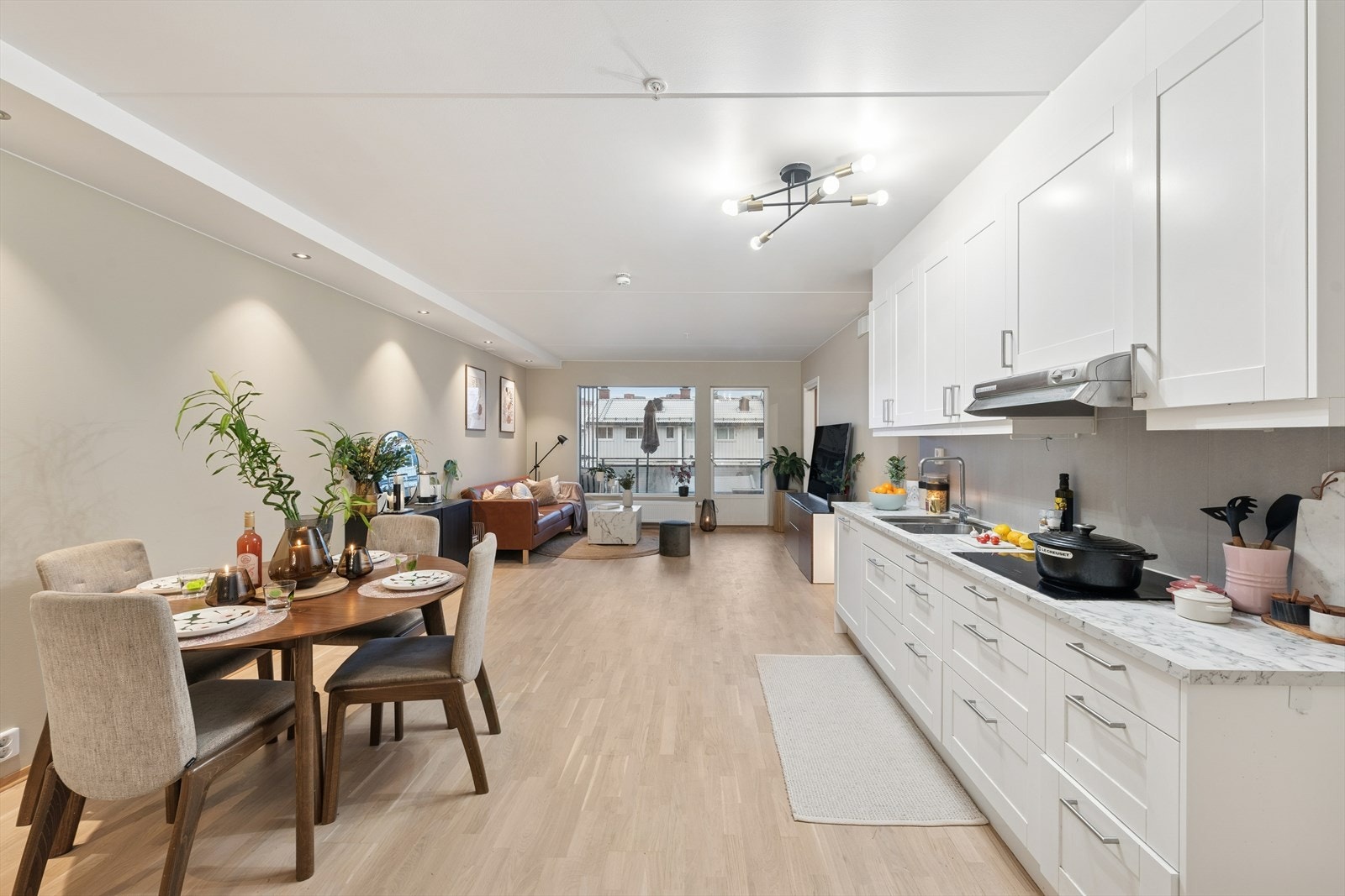 DNB Eiendom v/Kenny Tran har gleden av å presentere Spireaveien 6E. Galleribilde