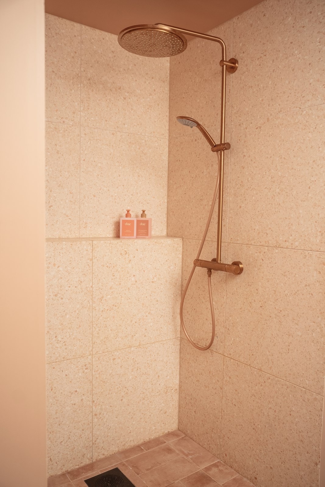 Badet har et gjennomført design hvor ingenting er overlatt til tilfeldighetene. Galleribilde