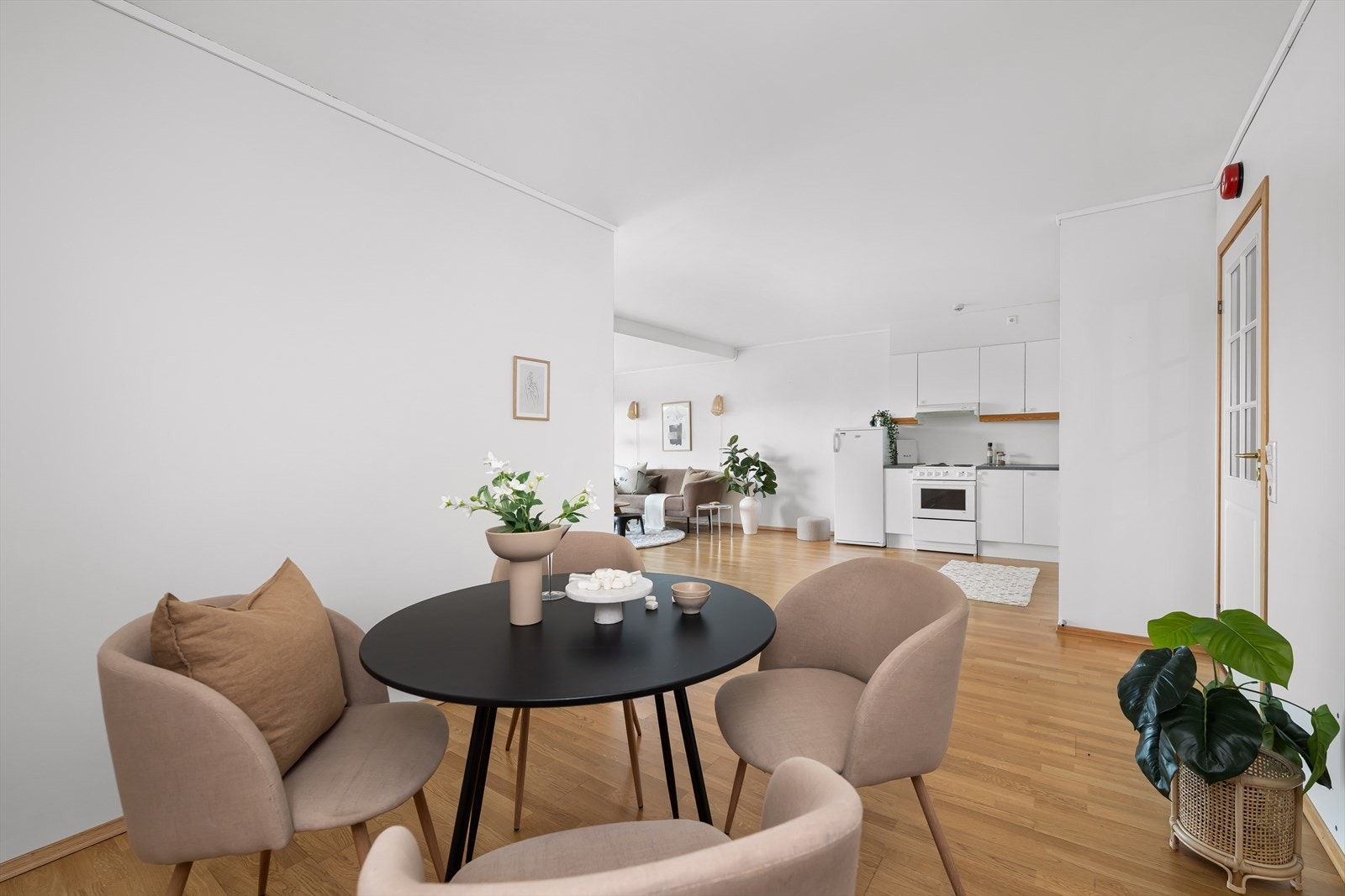 Her kan man nyte gode måltider i hyggelig selskap. Galleribilde