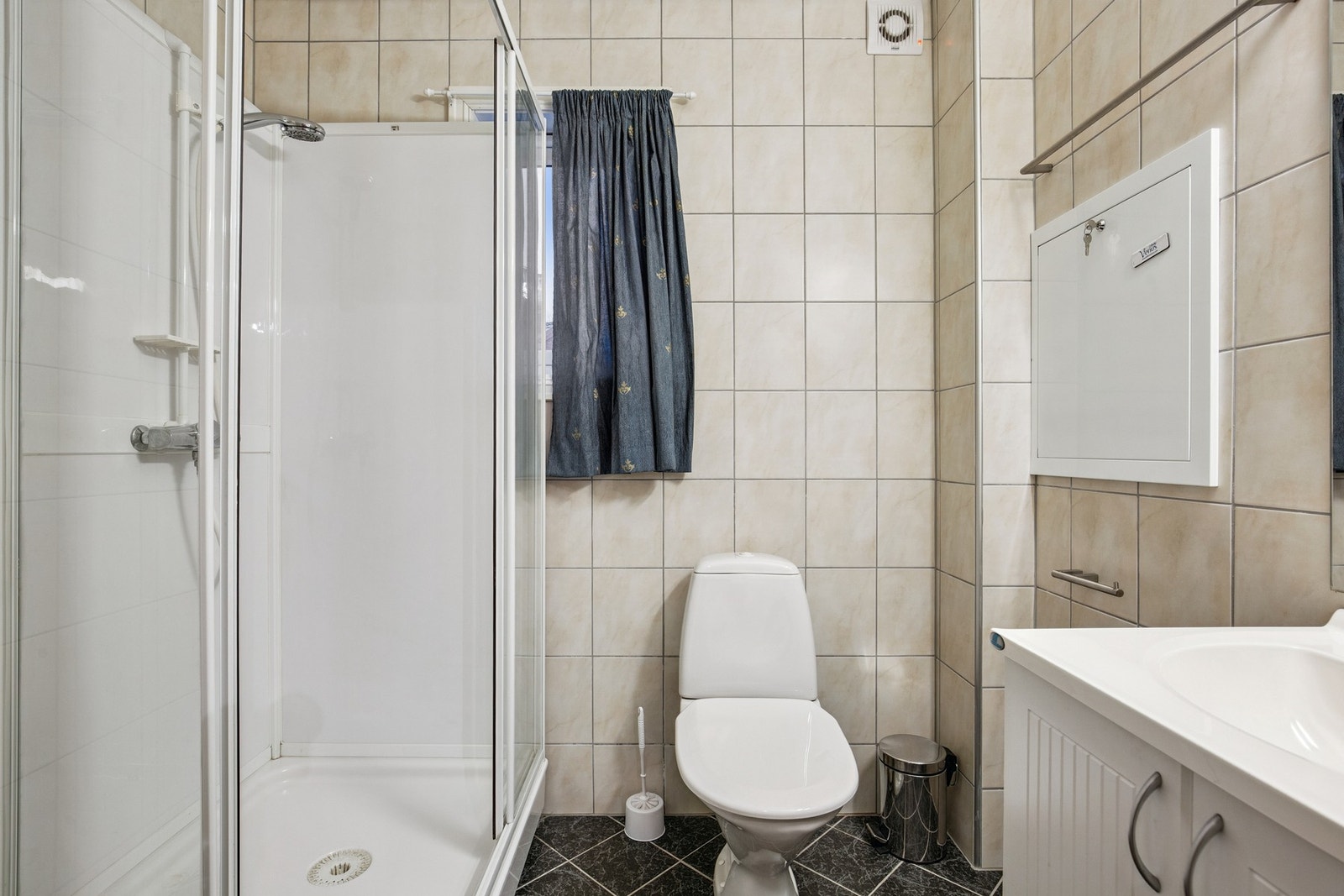 Bad i 2. etasje Galleribilde