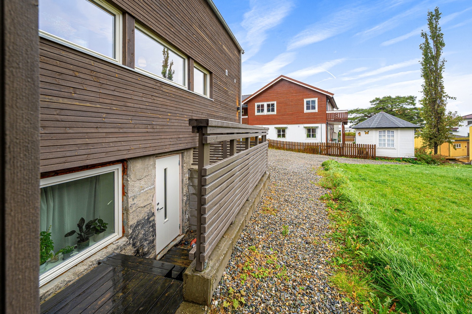 Utleiedel i kjeller med egen inngang. Galleribilde