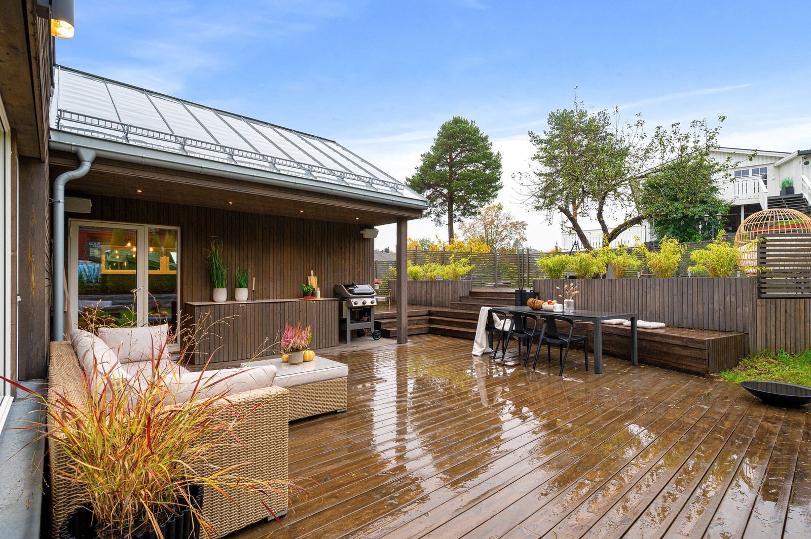 Her får man en stor terrasse på til sammen 154m². Galleribilde