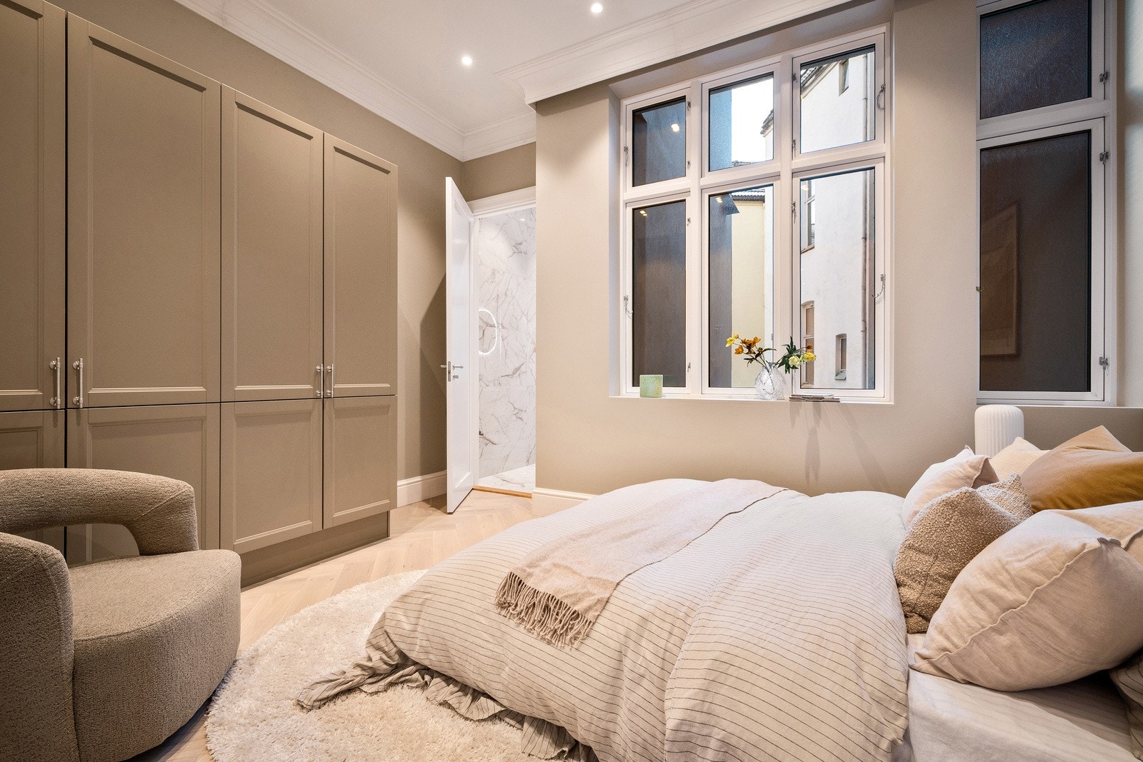 Godt tilpasset garderobeløsning Galleribilde