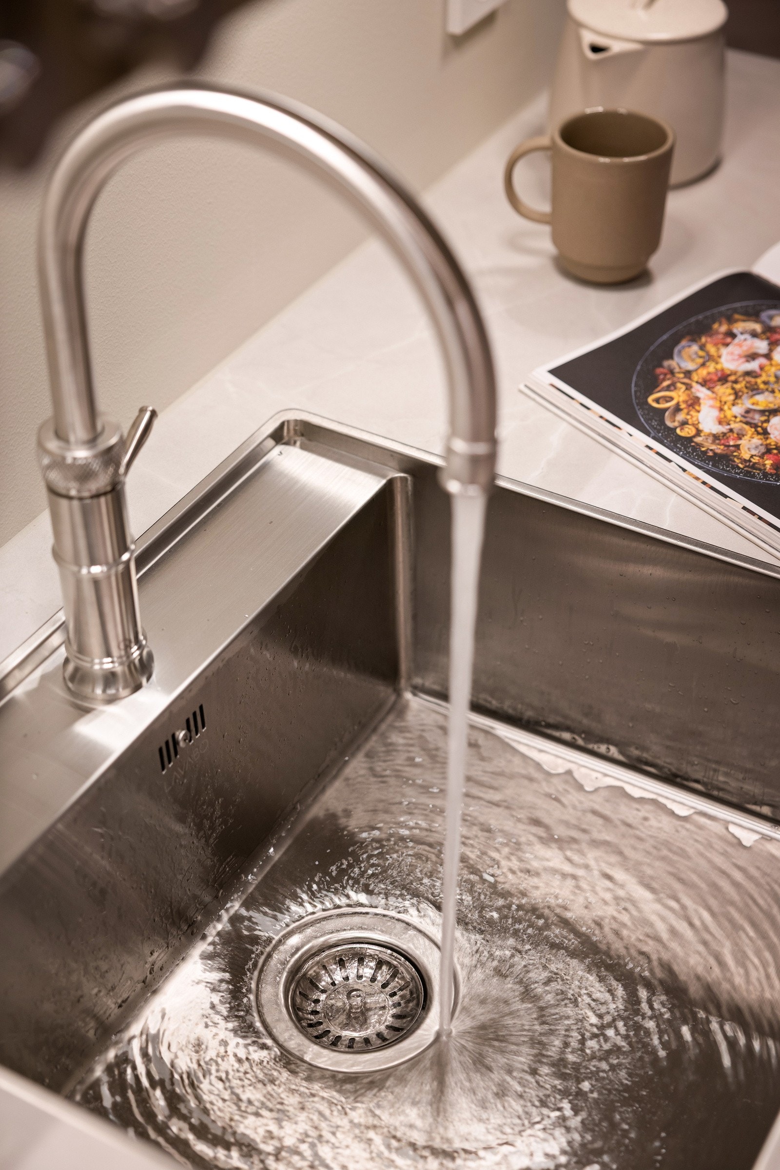 Quooker med kokende vann Galleribilde