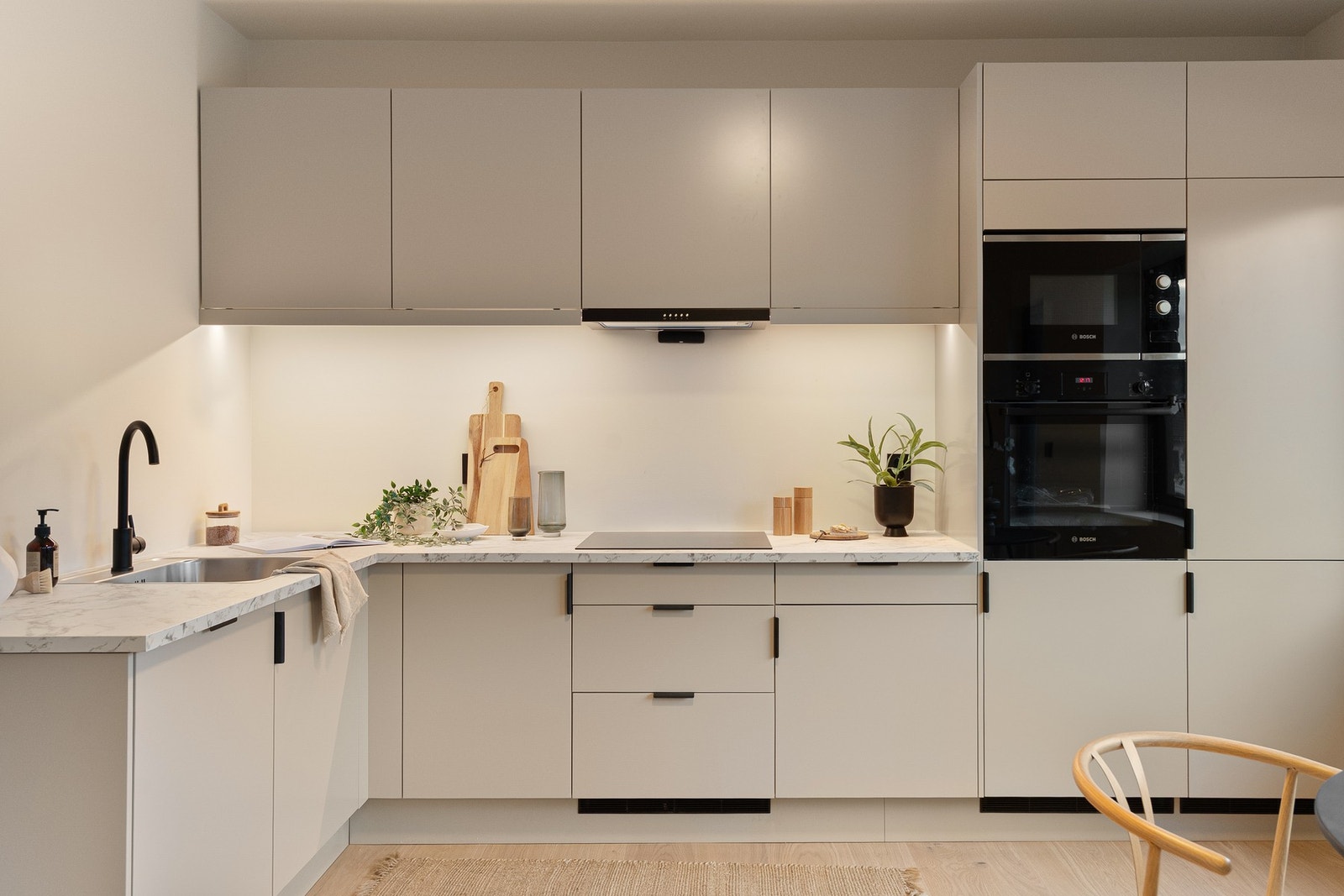 Flott og moderne kjøkken fra kvalitetsleverandøren Epoq. Galleribilde