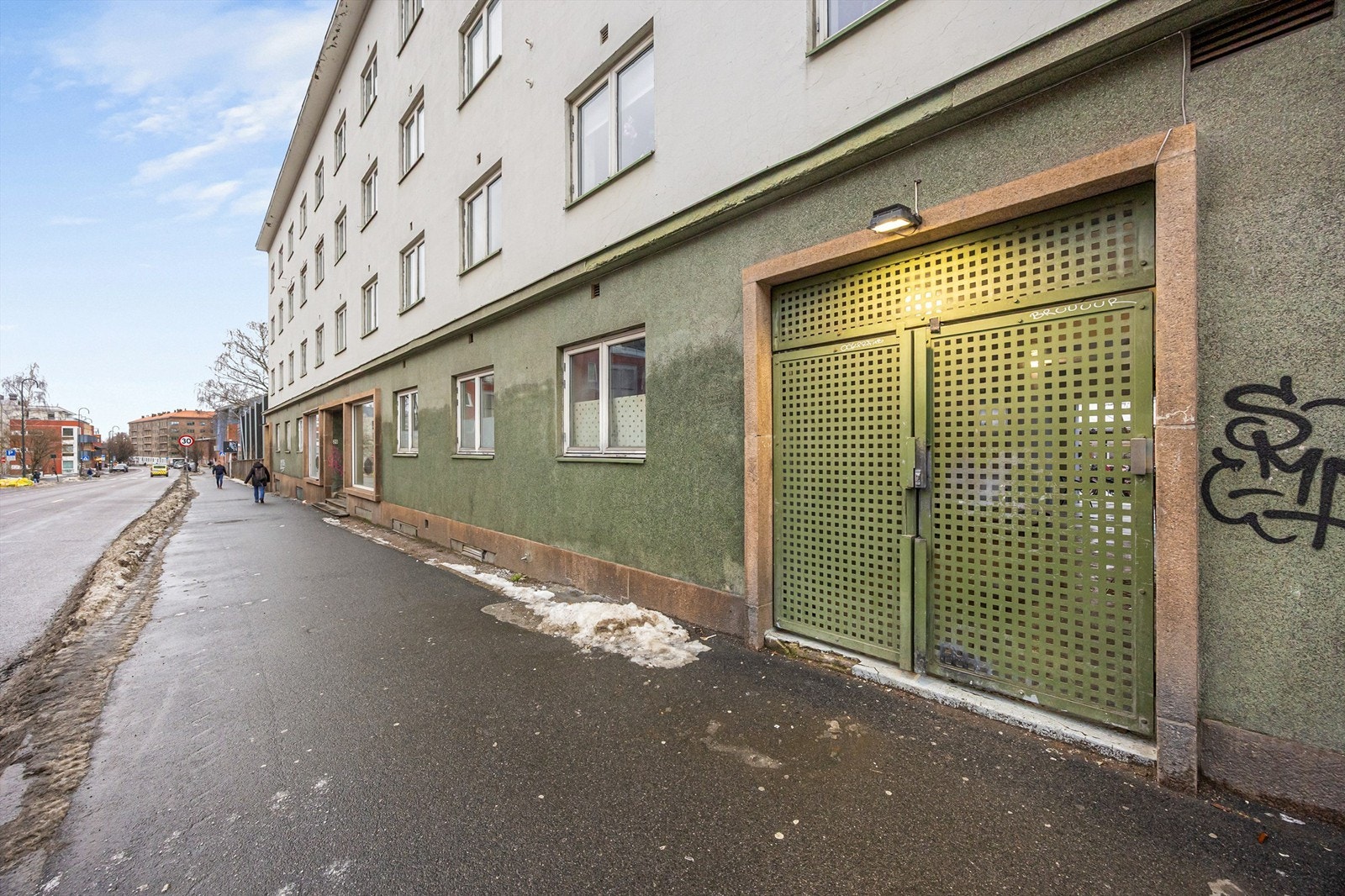 Inngangsparti til blokken Galleribilde