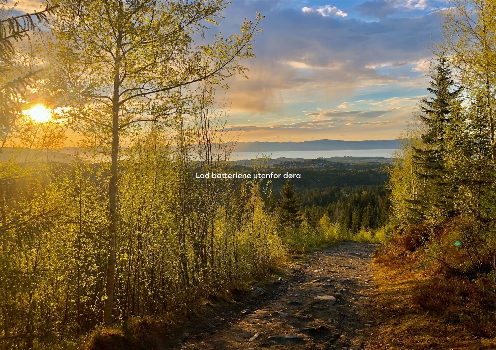 Her vil du bo med nærhet til alt du trenger i hverdagen. Flere dagligvarebutikker, kollektivtransport, granåskollen med turstier og rasteplasser rett ved, samt kort vei til sentrum! Galleribilde