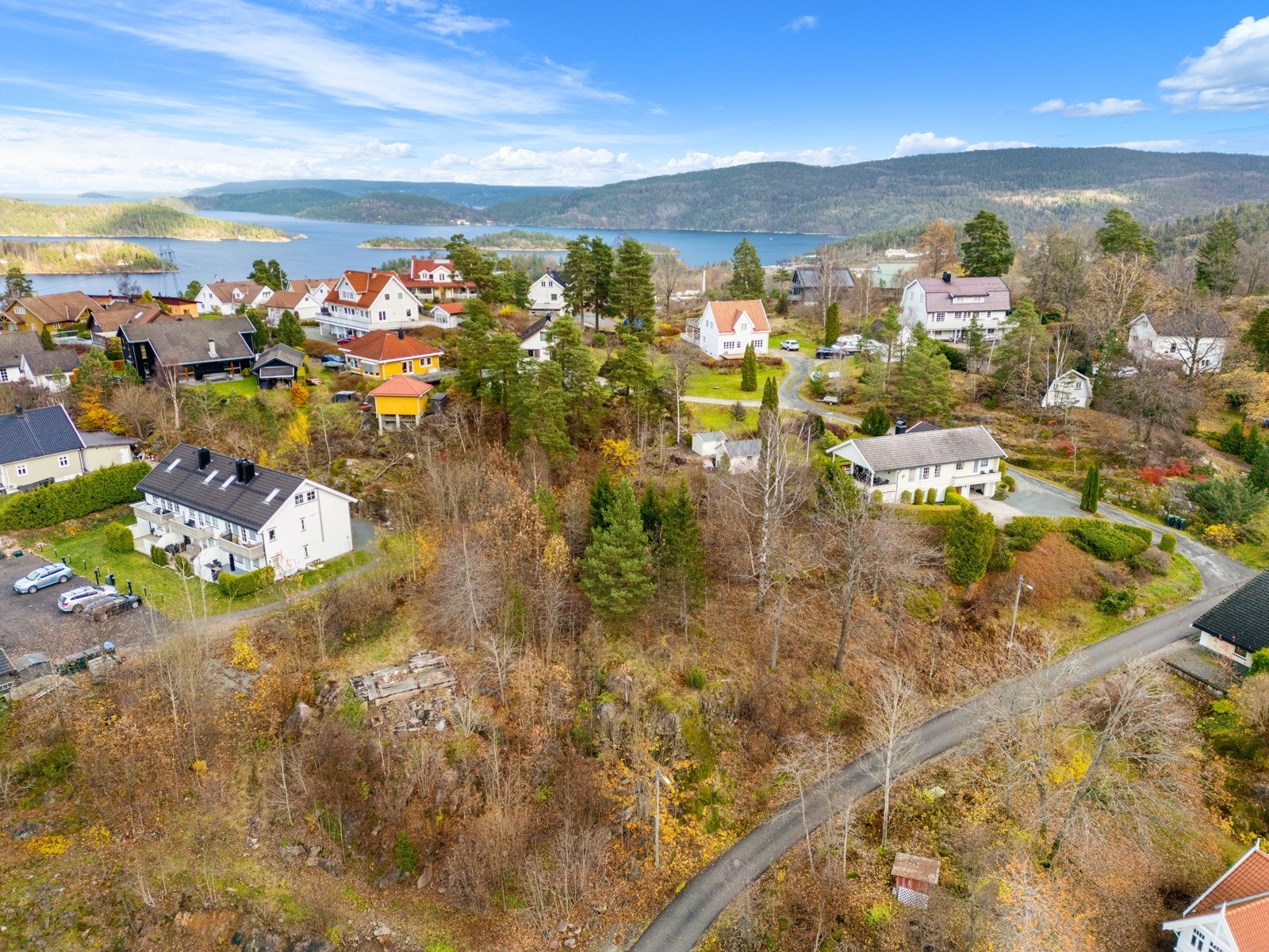 Beliggende i etablert boligområde. Galleribilde