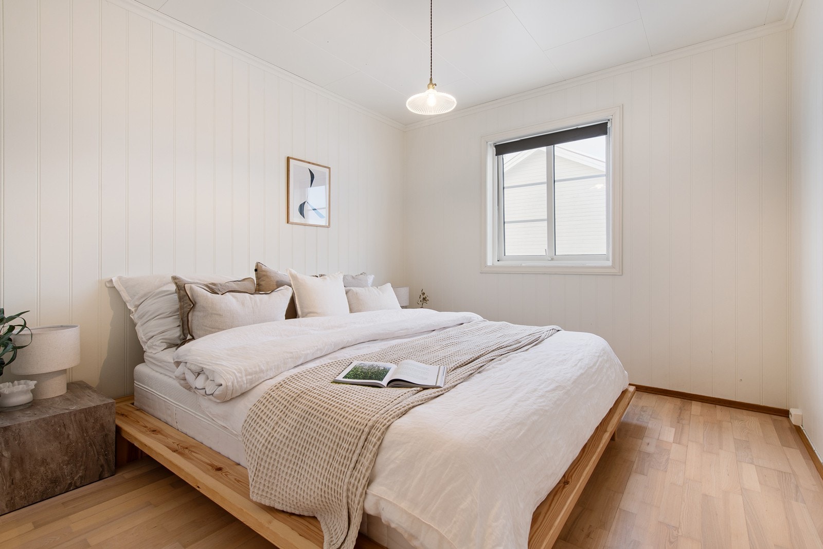 Soverommet er lyst og trivelig, med god plass til dobbeltseng. Galleribilde