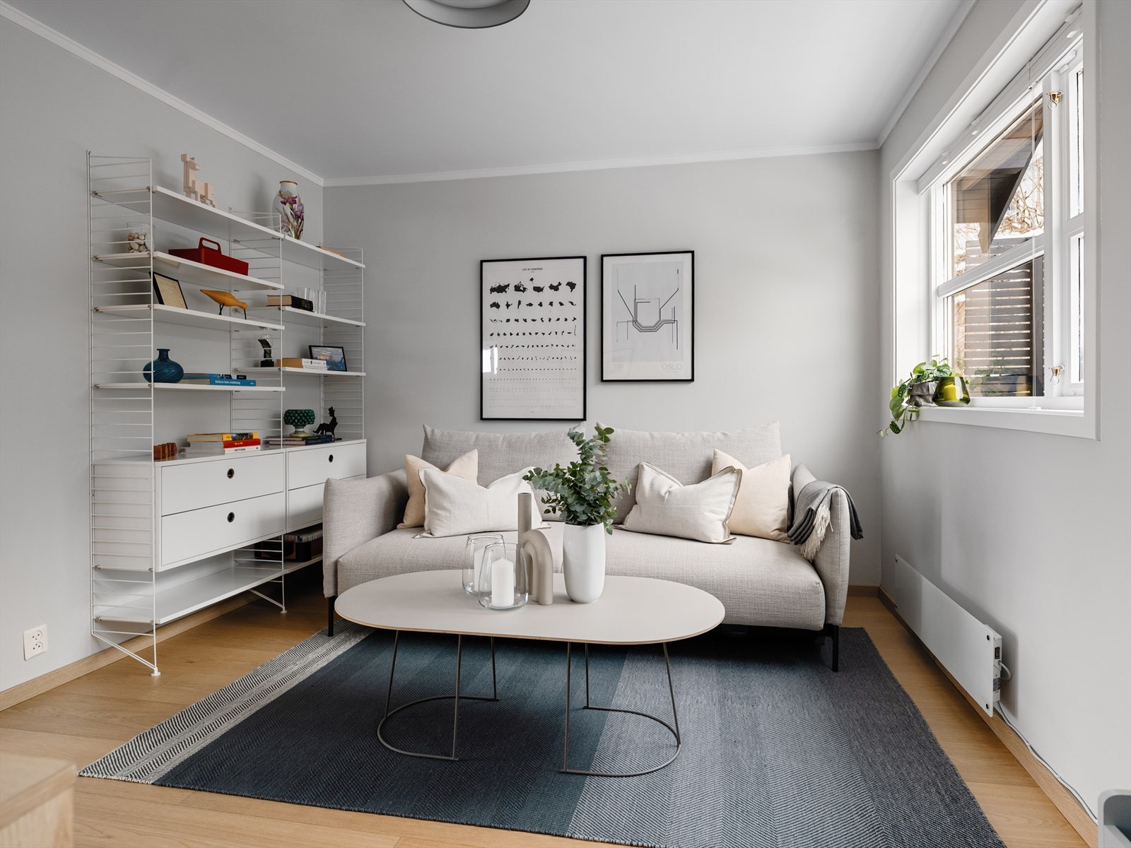 En ekstra stue gir fleksibilitet - ideell som TV-stue, lekerom eller ungdomsavdeling Galleribilde