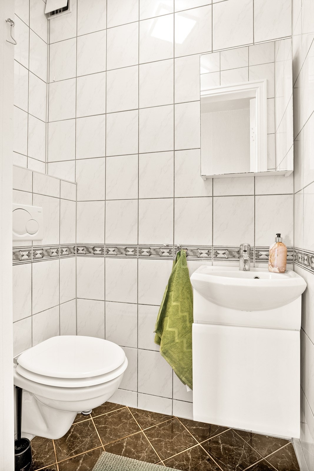 Toalettrom separat fra bad. Galleribilde