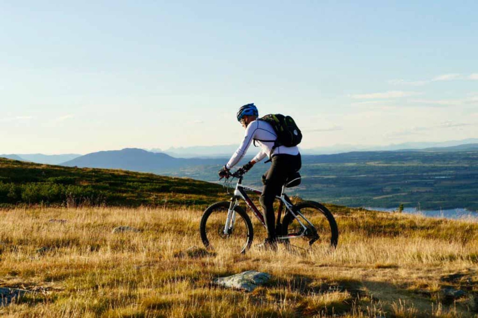 Det satses bl.a stort på
bærekraftige tur-og
sykkelstier på Golsfjellet og
generelt i Hallingdal. Galleribilde
