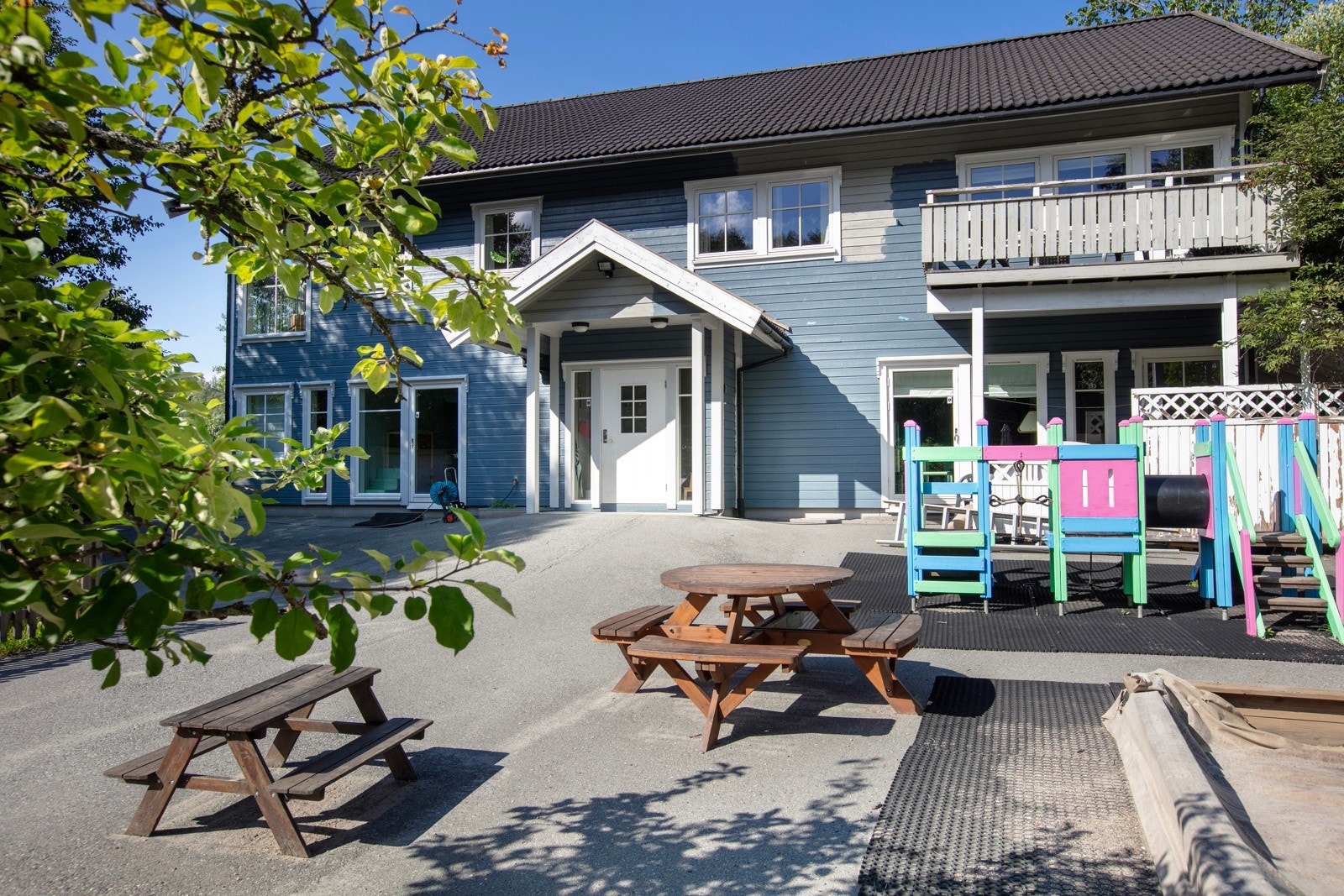 100-Meterskogen barnehage. Galleribilde