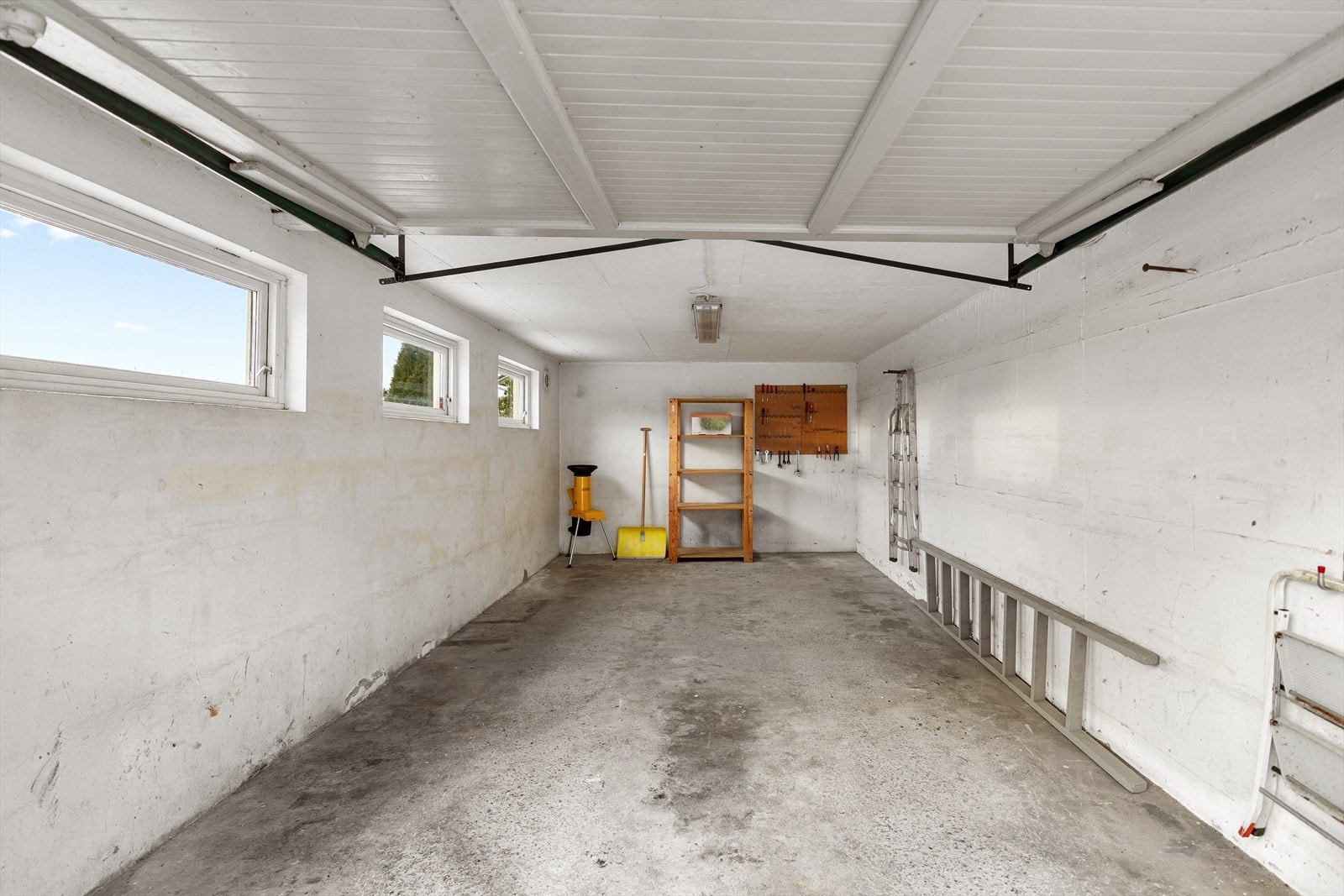 Garasje innvendig Galleribilde