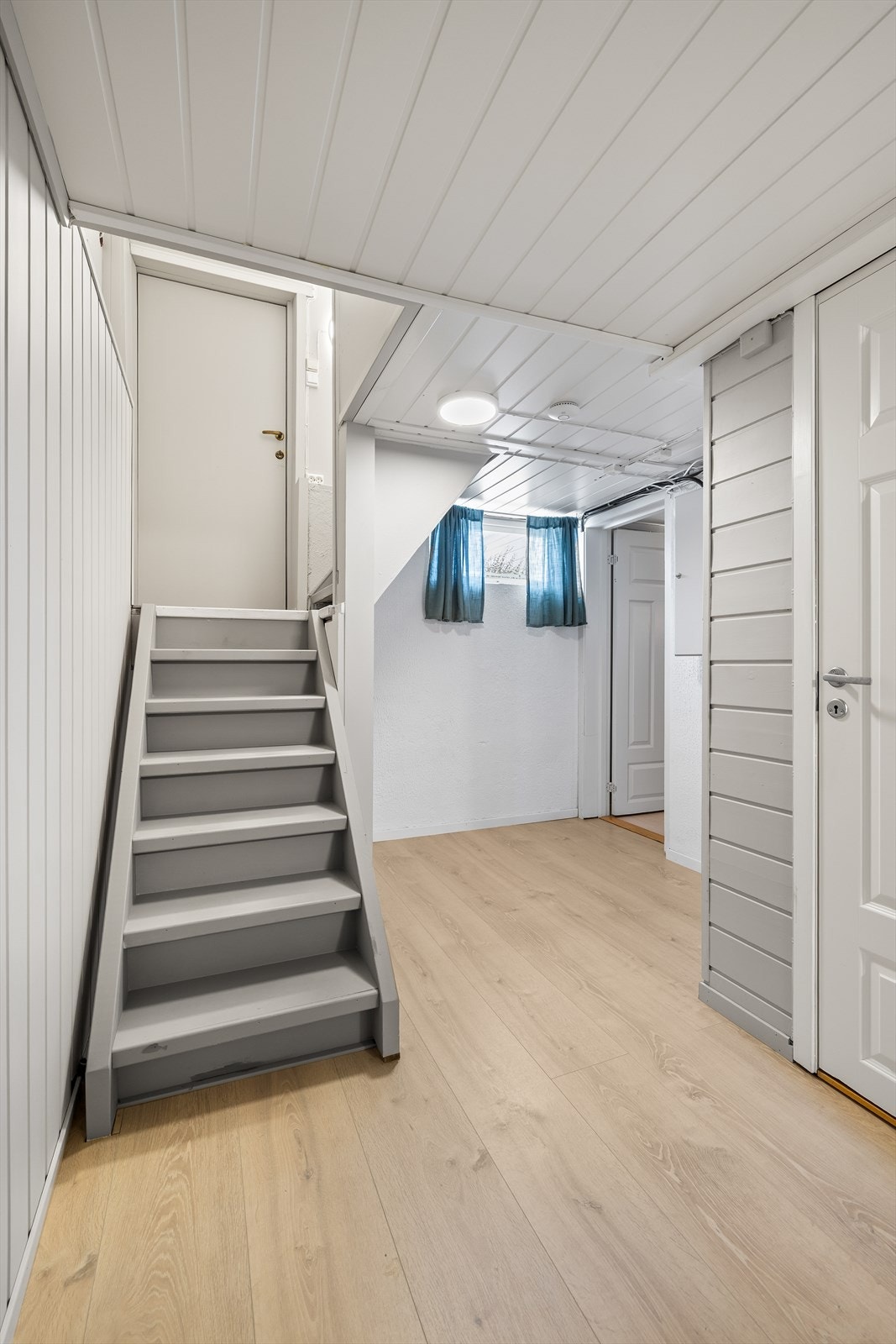 Trapp ned til kjelleren Galleribilde