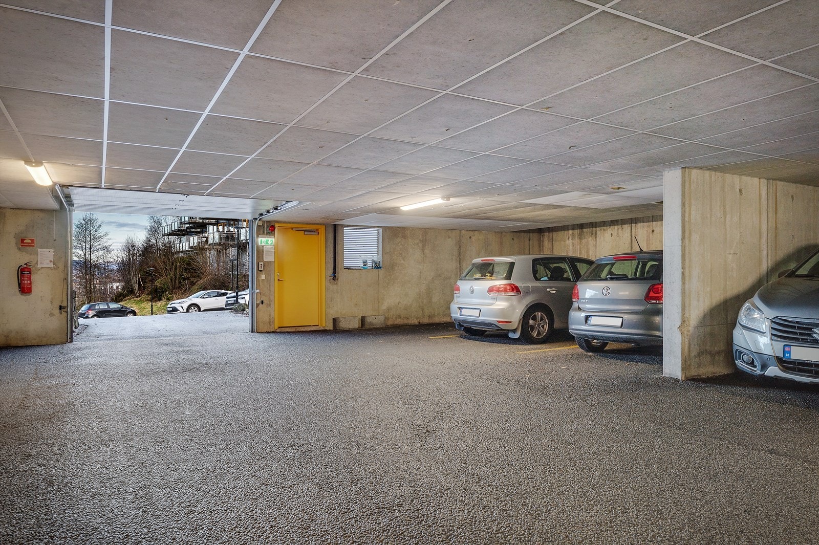 - Det er gode parkeringsmuligheter i felles garasje med elbilladere i borettslaget, førstemann til mølla prinsipp - Galleribilde