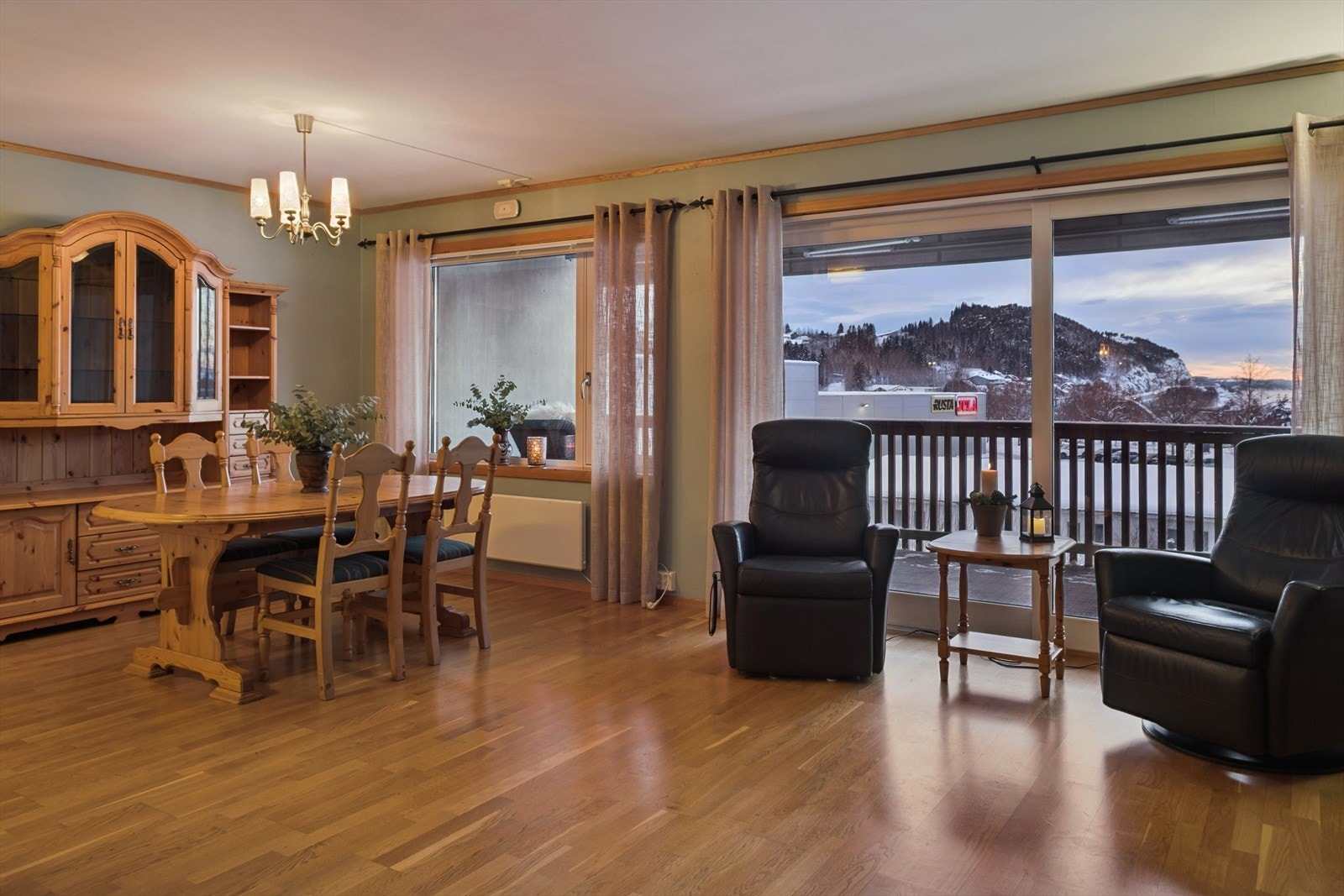 Stue mot terrasse Galleribilde