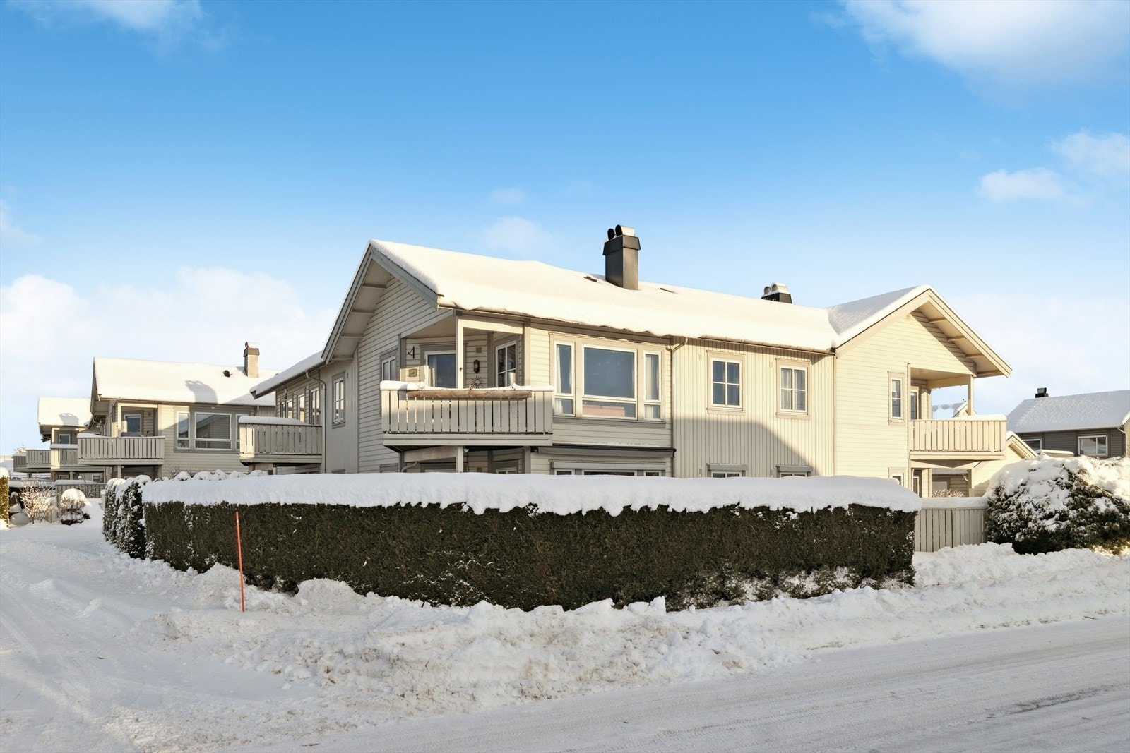 Leiligheten ligger fint til et veletablert og rolig boligområde. Galleribilde