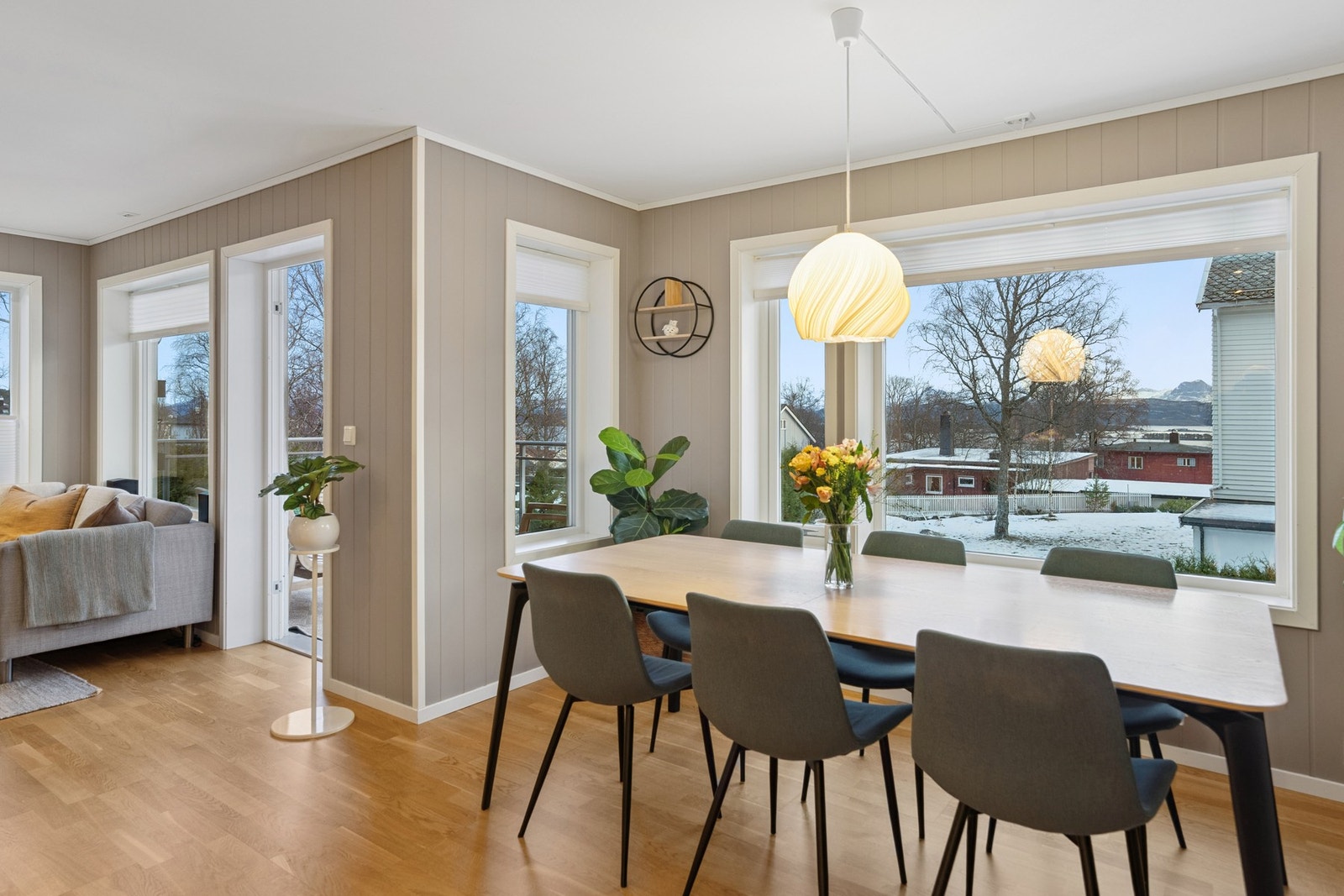 Moderne leilighet med fin beliggenhet.
Foto Effekt ved Jay (Forsidebilde fra tidligere salg) Galleribilde