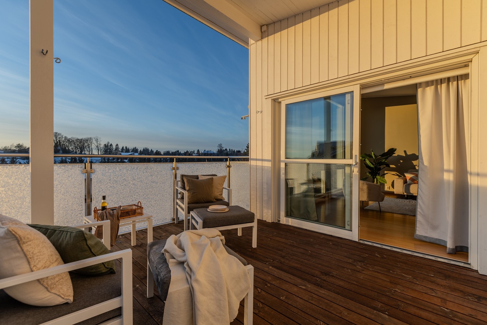 Tenk å servere middag her en fin vårdag? Galleribilde