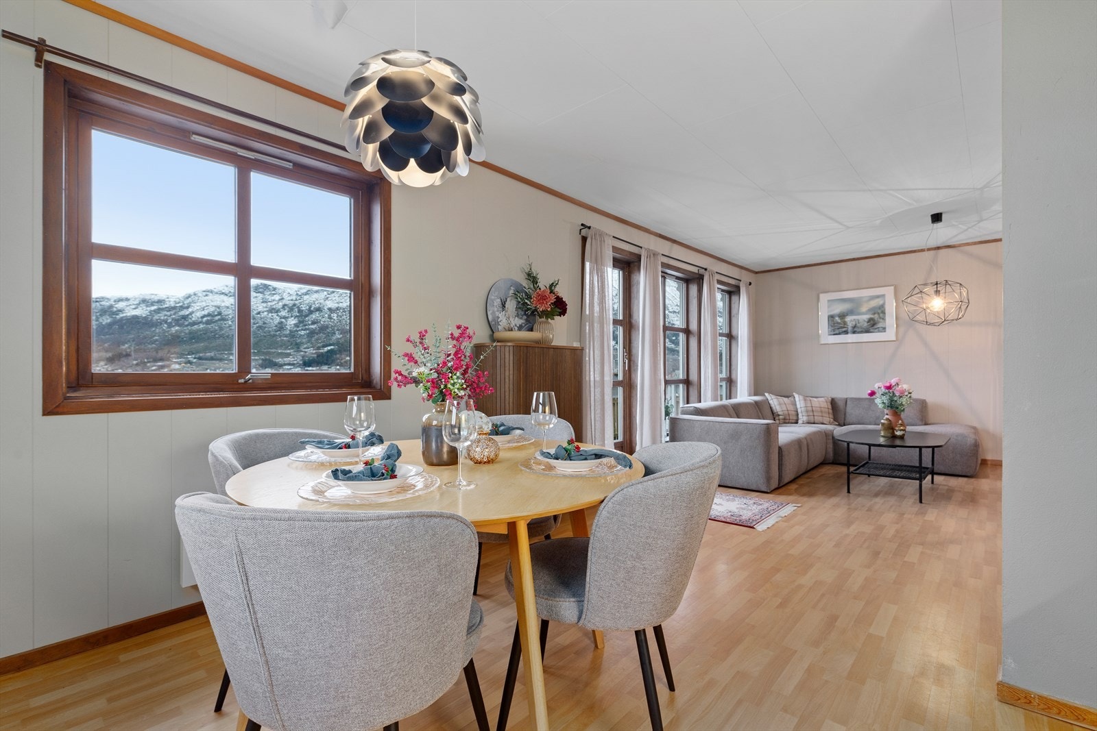 Fra kjøkken mot stue Galleribilde