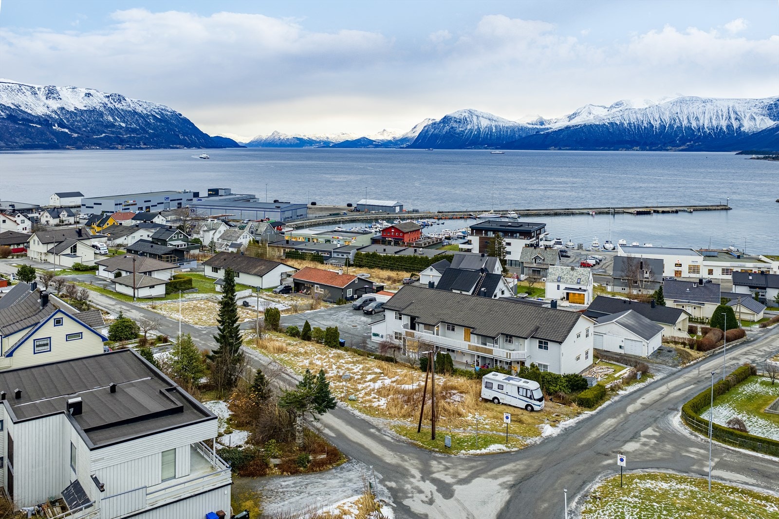 Dronebilde Galleribilde