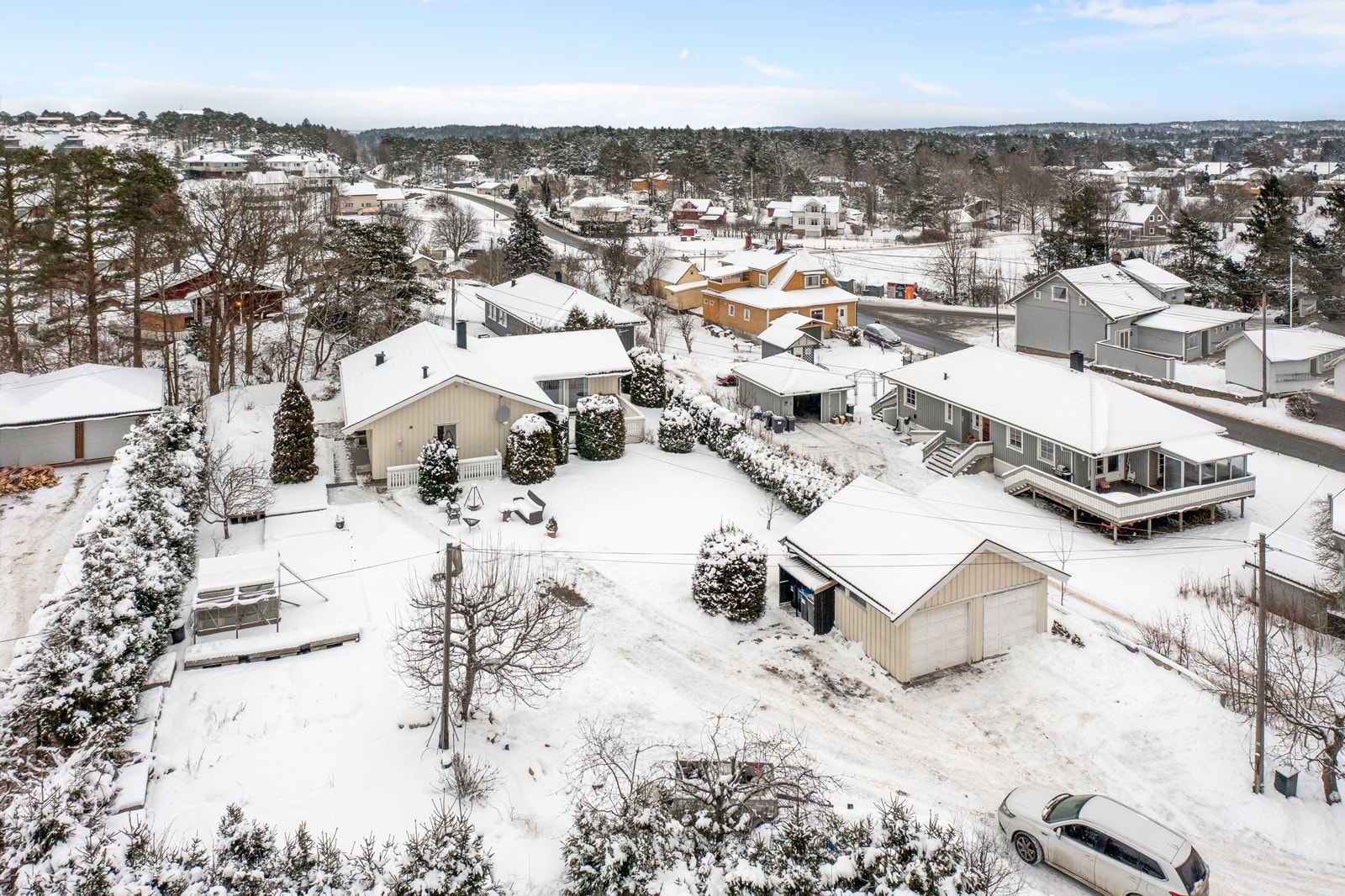 Området har en rolig atmosfære med lite gjennomgangstrafikk. Galleribilde