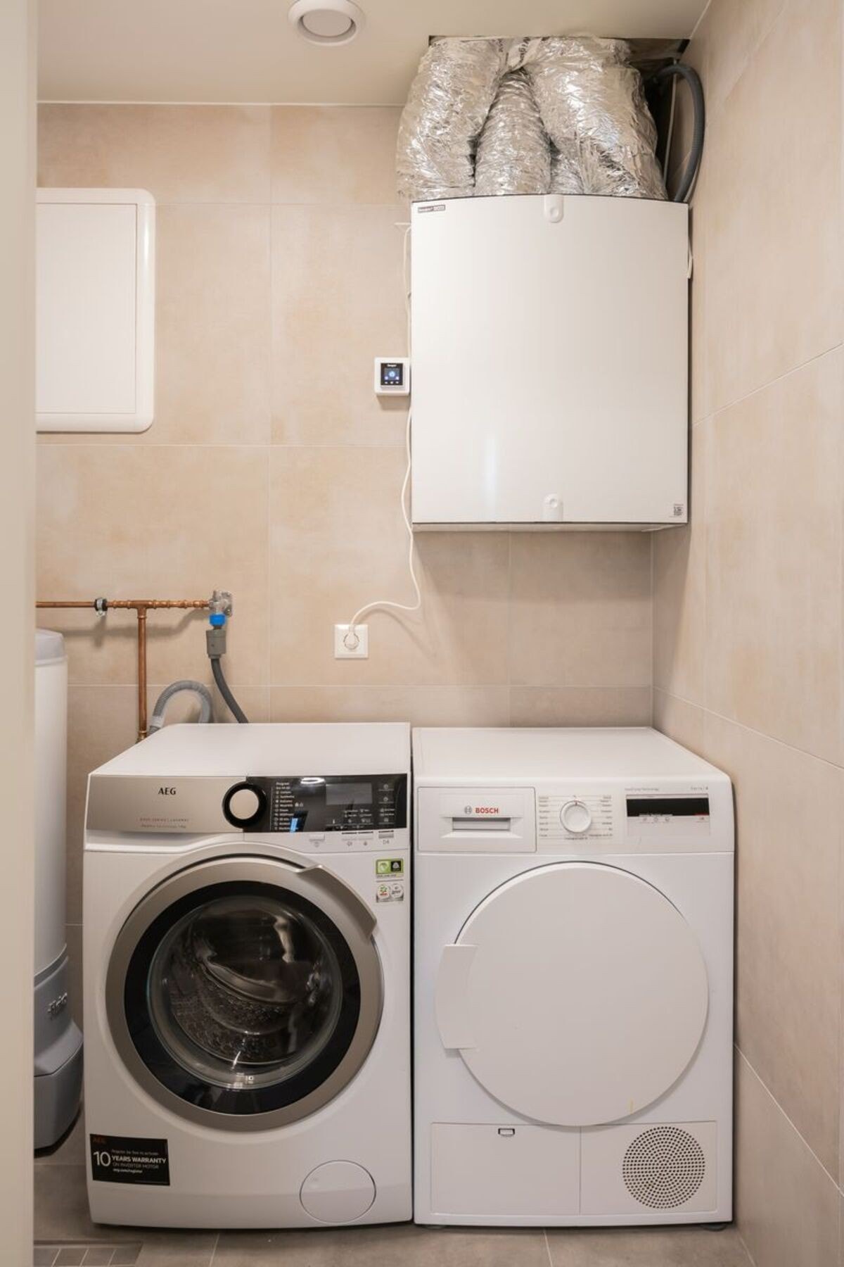 Boligen er for øvrig utstyrt med balansert ventilasjon med varmegjenvinning. Galleribilde