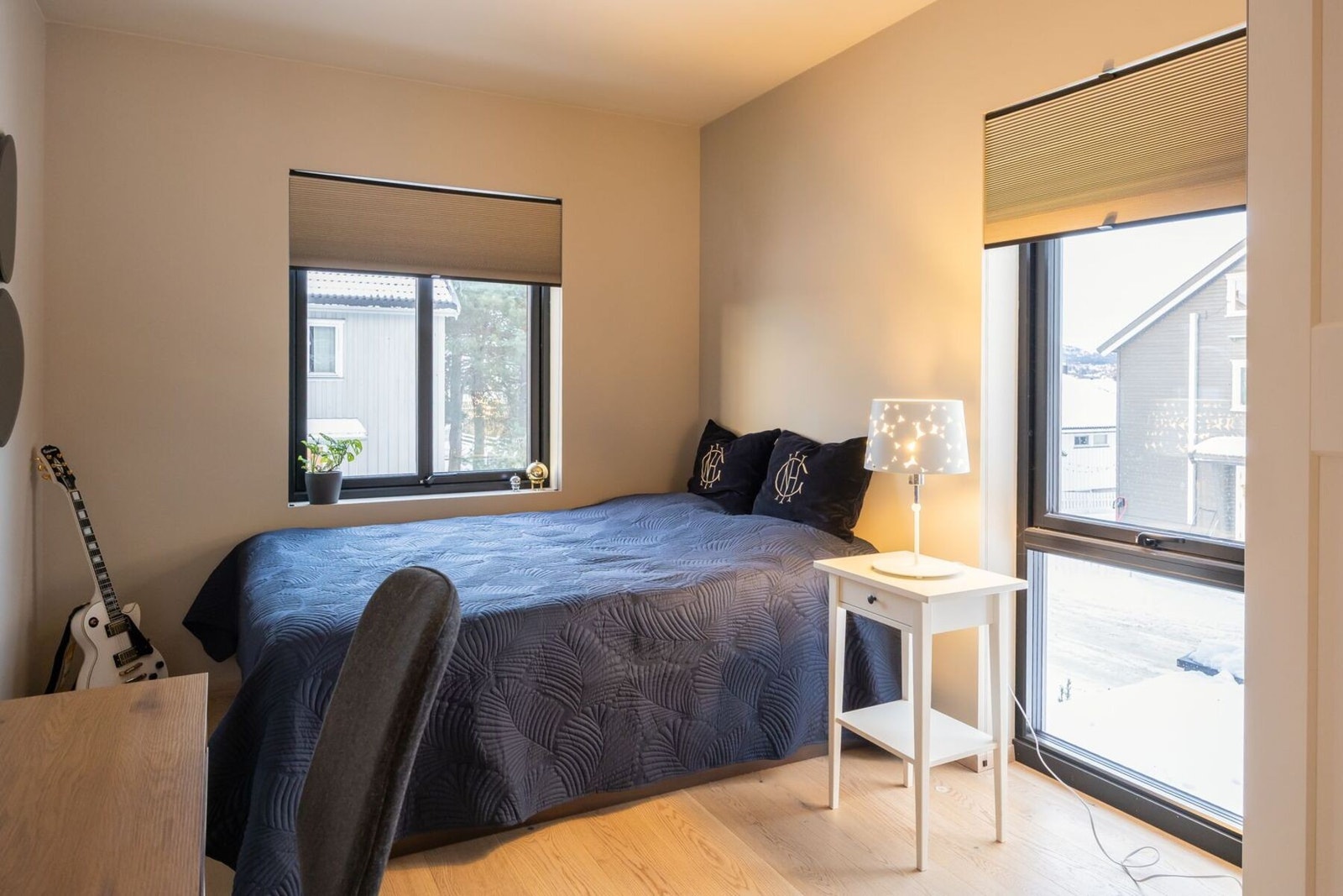 Soverom 2 utgjør ca. 12 kvm. Galleribilde